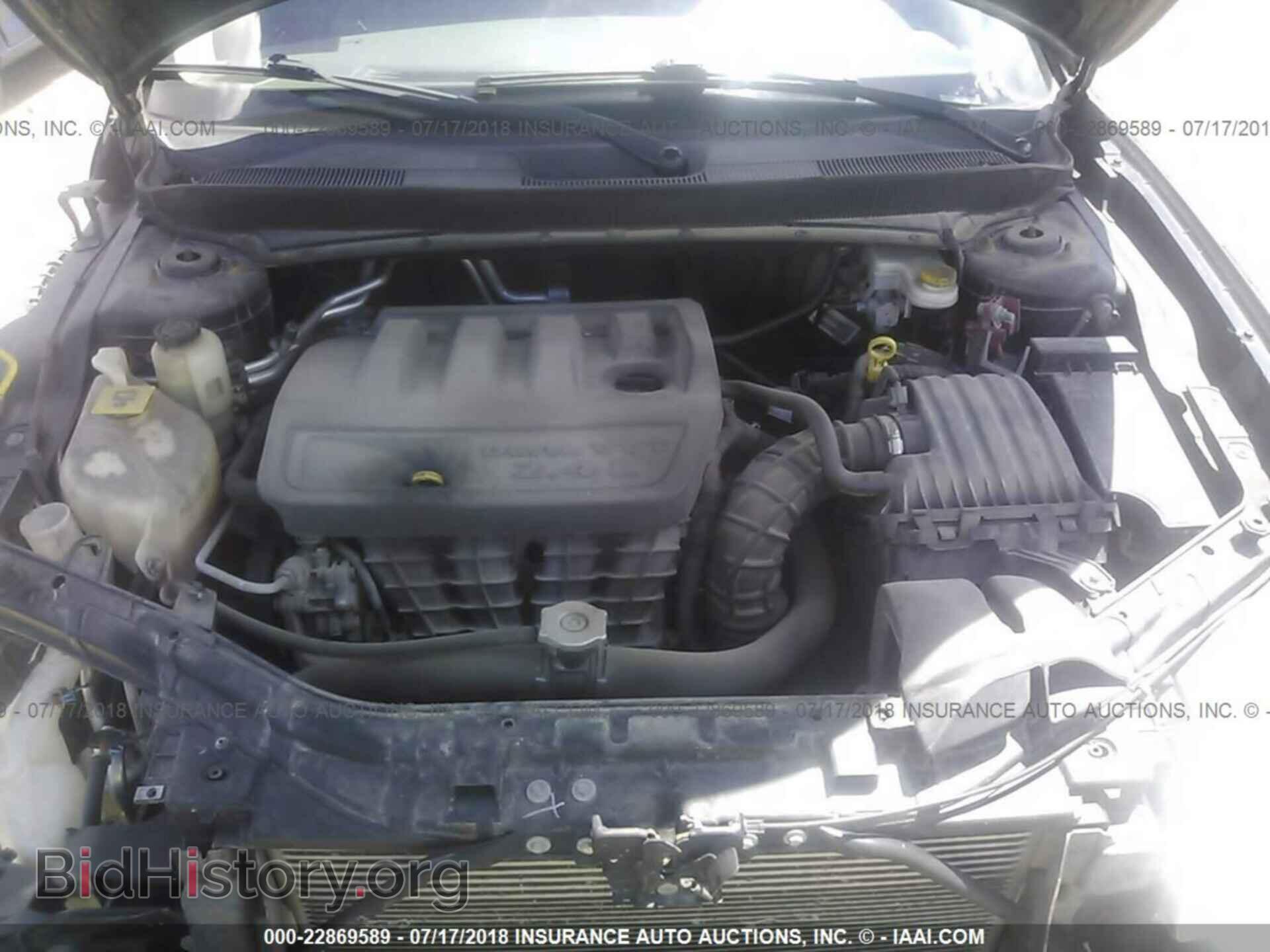 2010 CHRYSLER SEBRING - VIN: 1C3CC5FB2AN197482 - Фото 10
