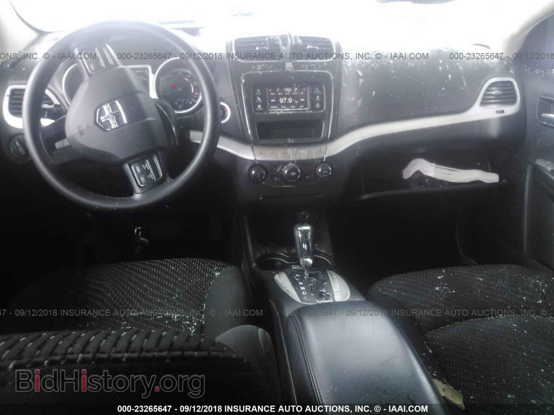 2015 Dodge Journey - VIN: 3C4PDCBG5FT678642 - Photo 5