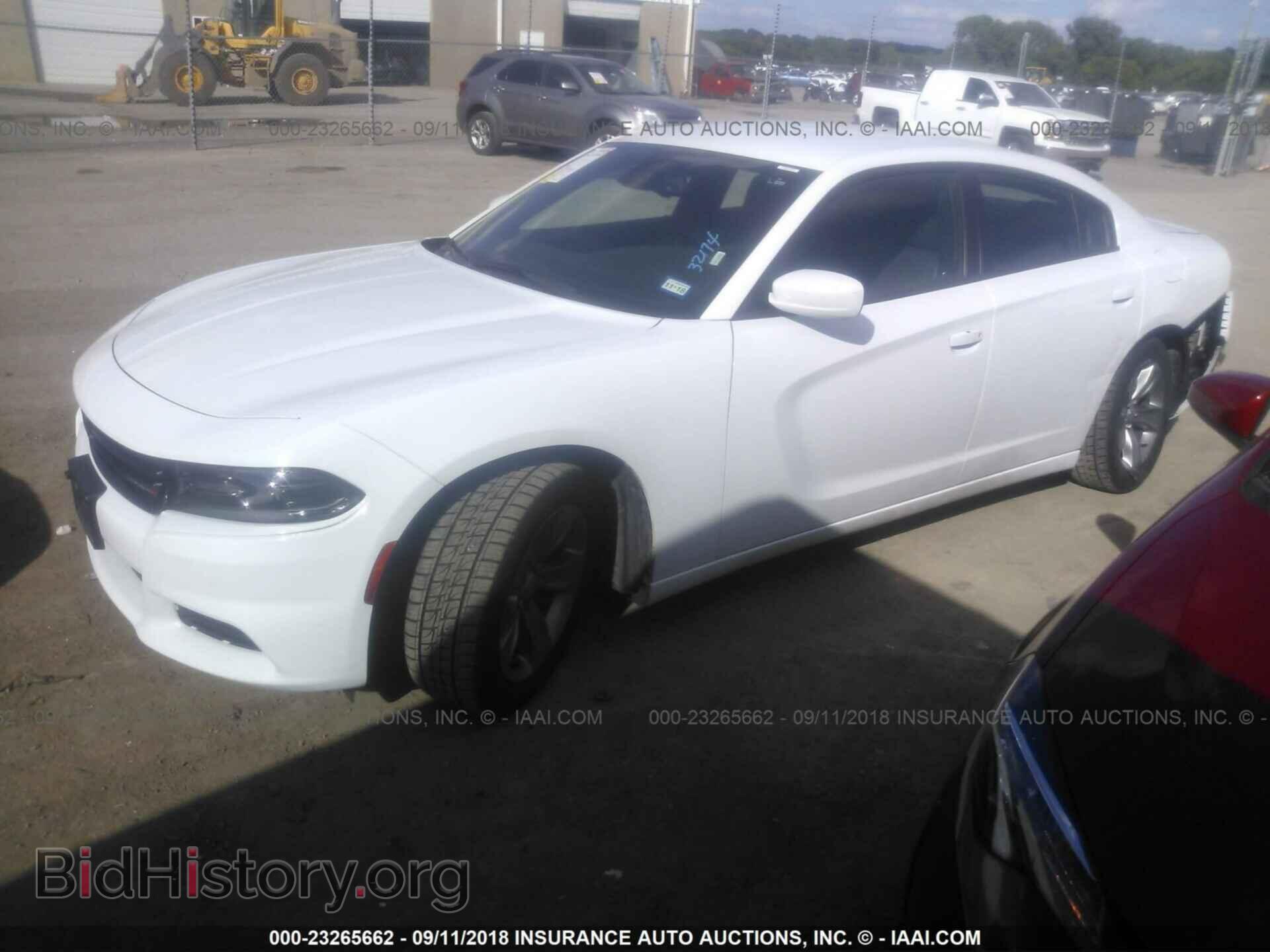 2017 Dodge Charger - VIN: 2C3CDXHG3HH523231 - Фото 2