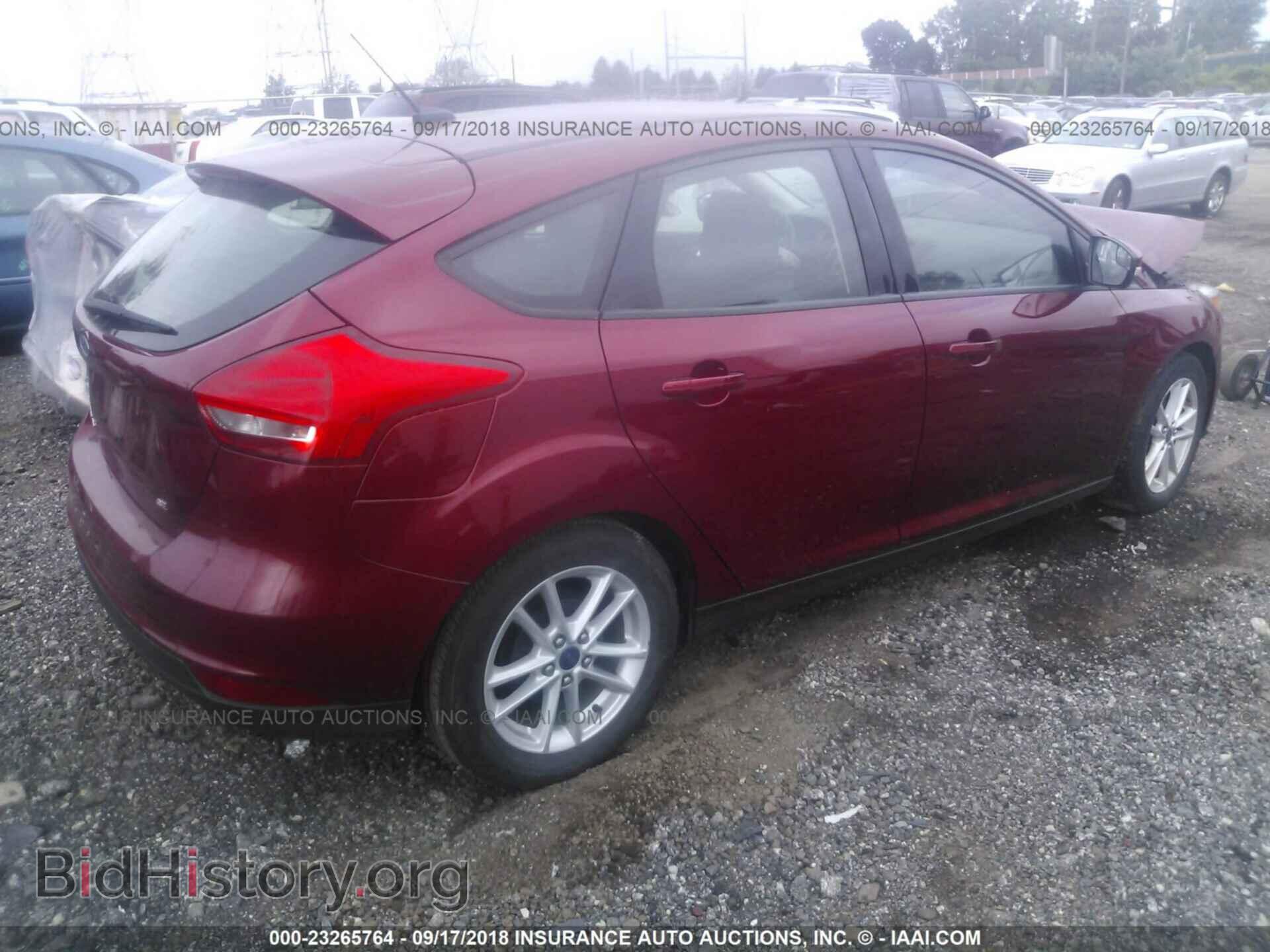 2015 Ford Focus - VIN: 1FADP3K2XFL336278 - Photo 4