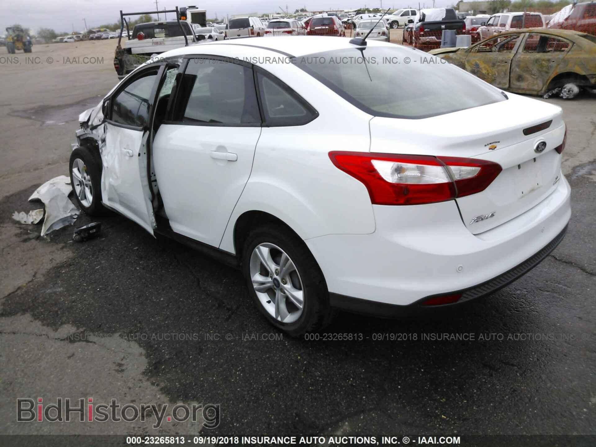 2013 Ford Focus - VIN: 1FADP3F27DL108021 - Photo 3