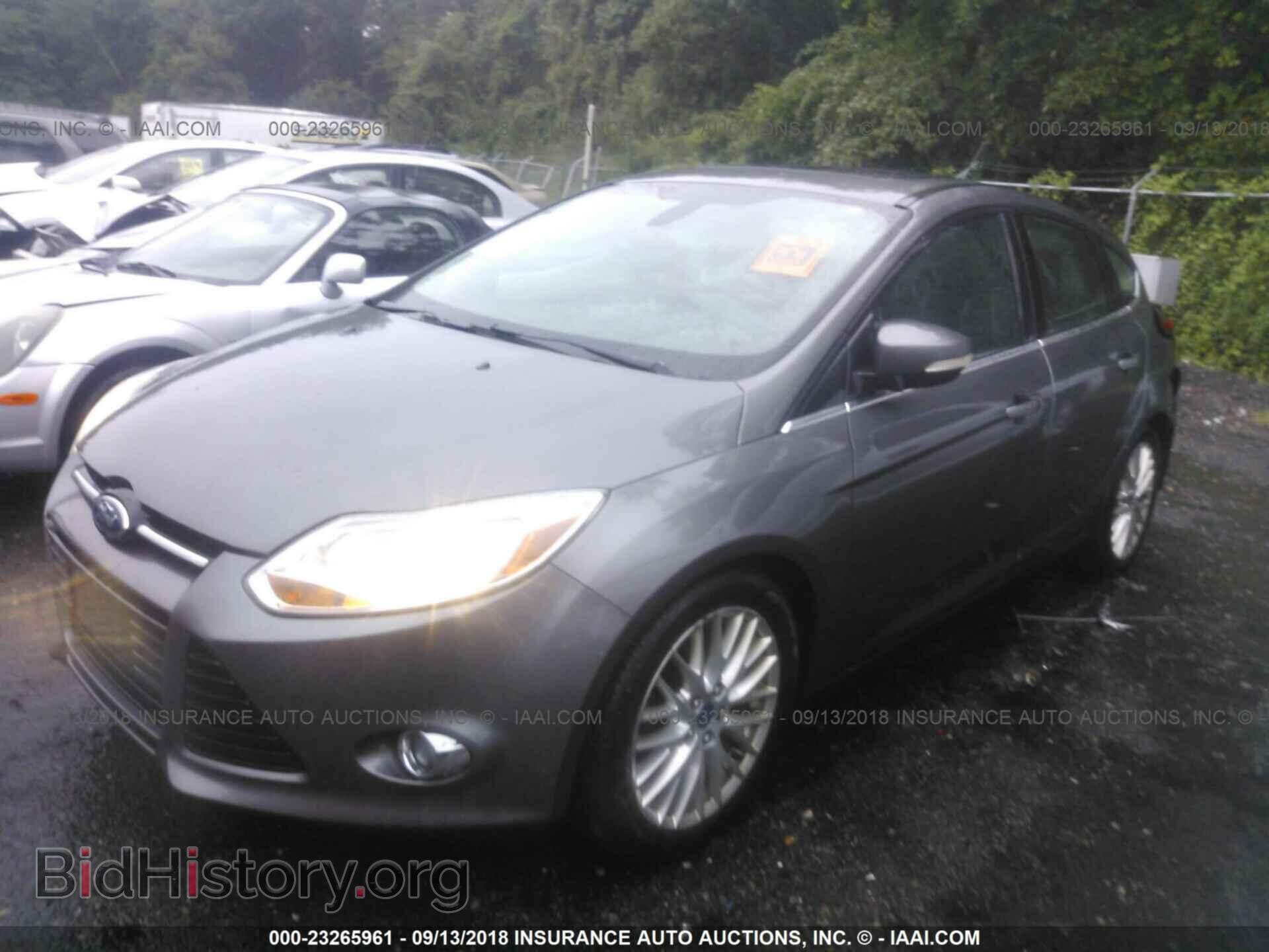 2012 Ford Focus - VIN: 1FAHP3M22CL395481 - Фото 2
