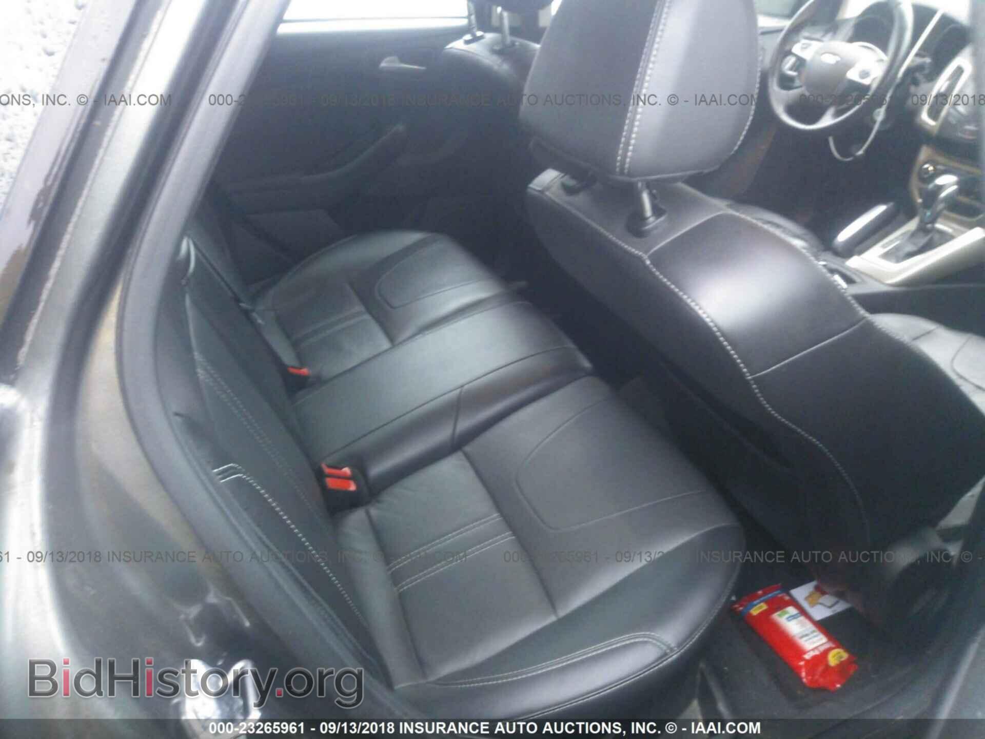 2012 Ford Focus - VIN: 1FAHP3M22CL395481 - Фото 8