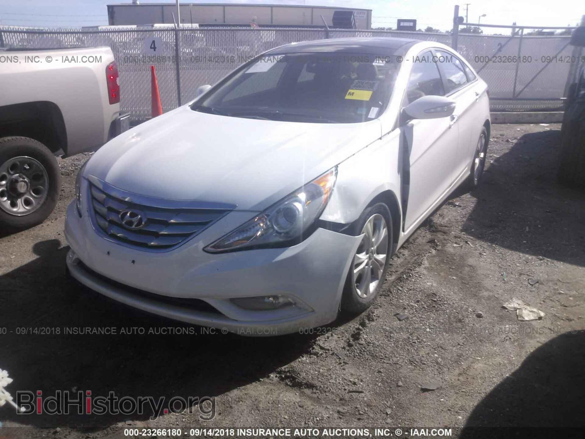 2012 Hyundai Sonata - VIN: 5NPEC4AC6CH497754 - Фото 2