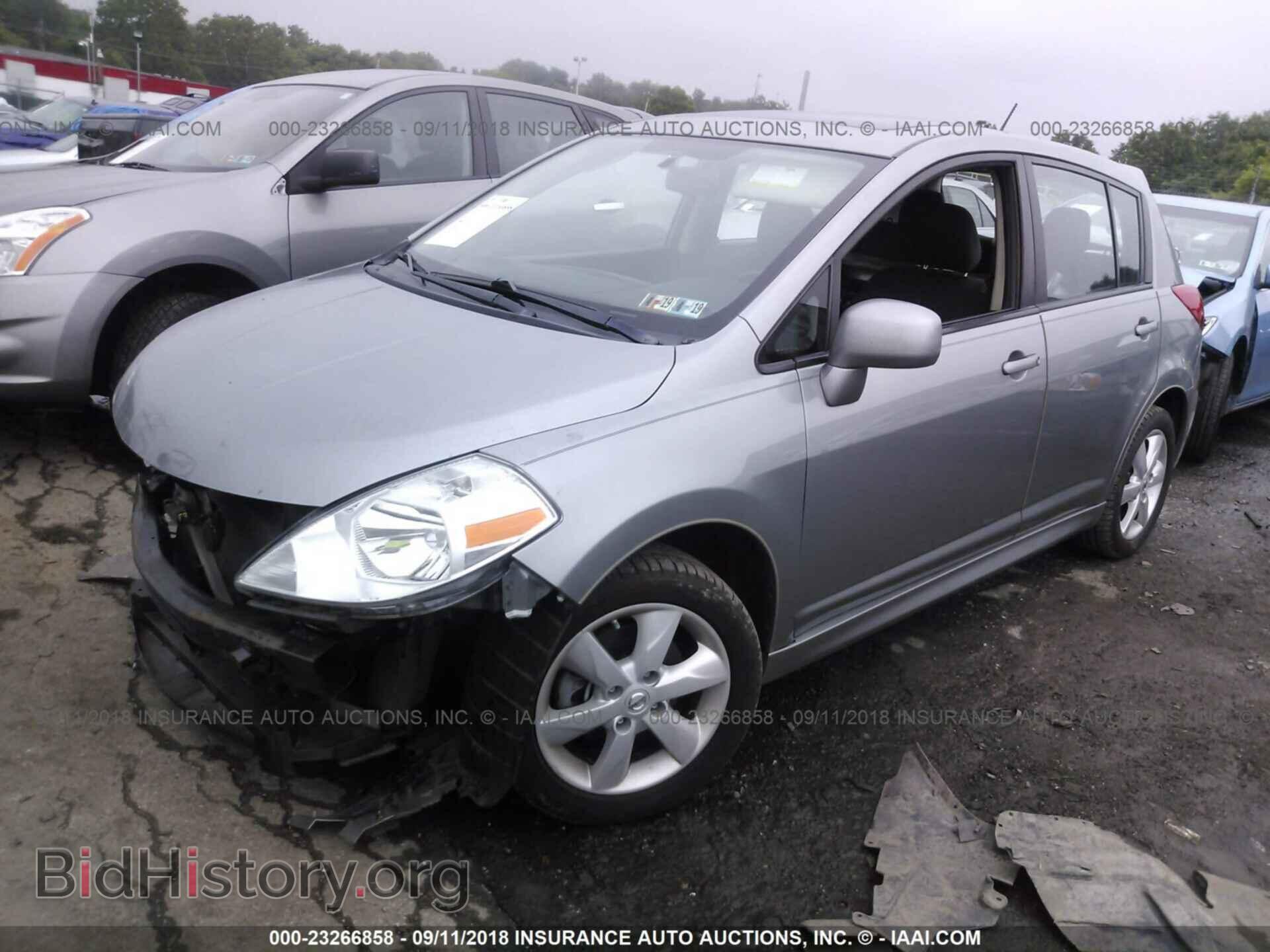 2011 Nissan Versa - VIN: 3N1BC1CP1BL435410 - Фото 2