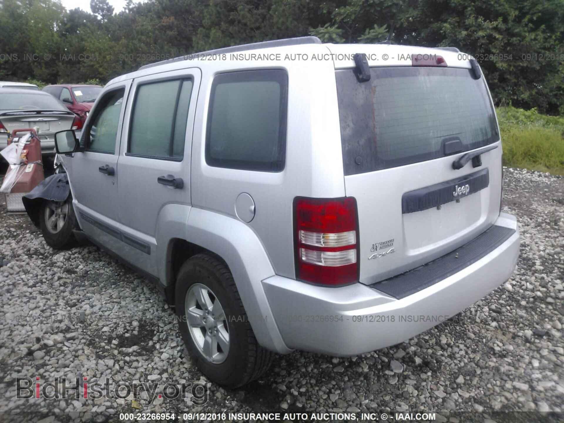 2010 JEEP LIBERTY - VIN: 1J4PN2GK3AW105997 - Фото 3