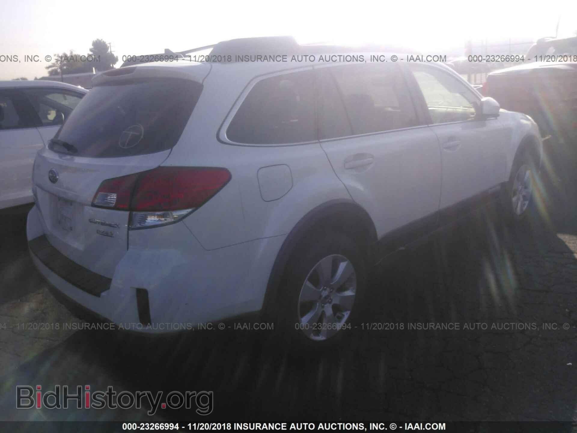 2012 Subaru Outback - VIN: 4S4BRBKC8C3247556 - Photo 4