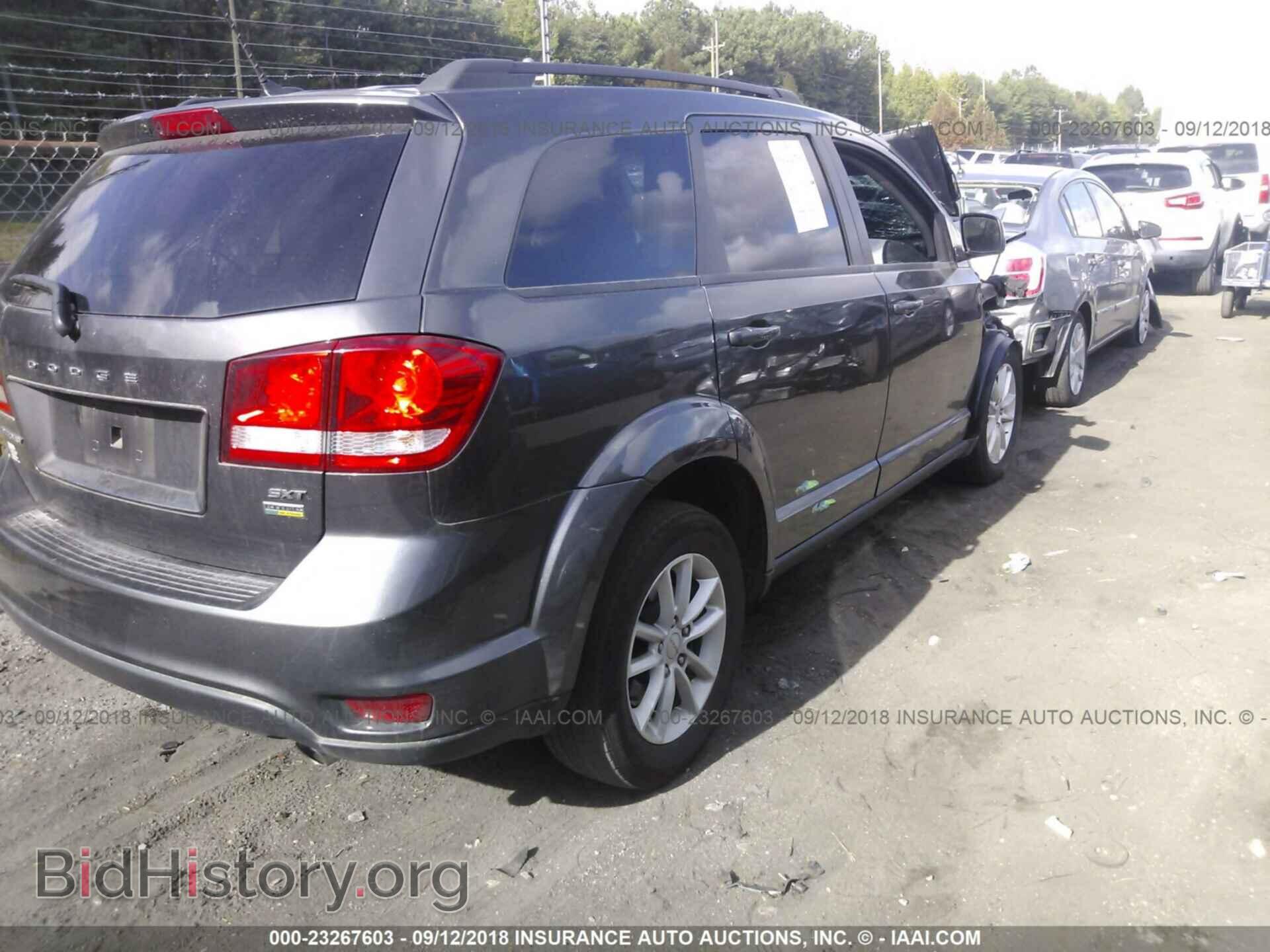 2017 Dodge Journey - VIN: 3C4PDCBG1HT523248 - Фото 4