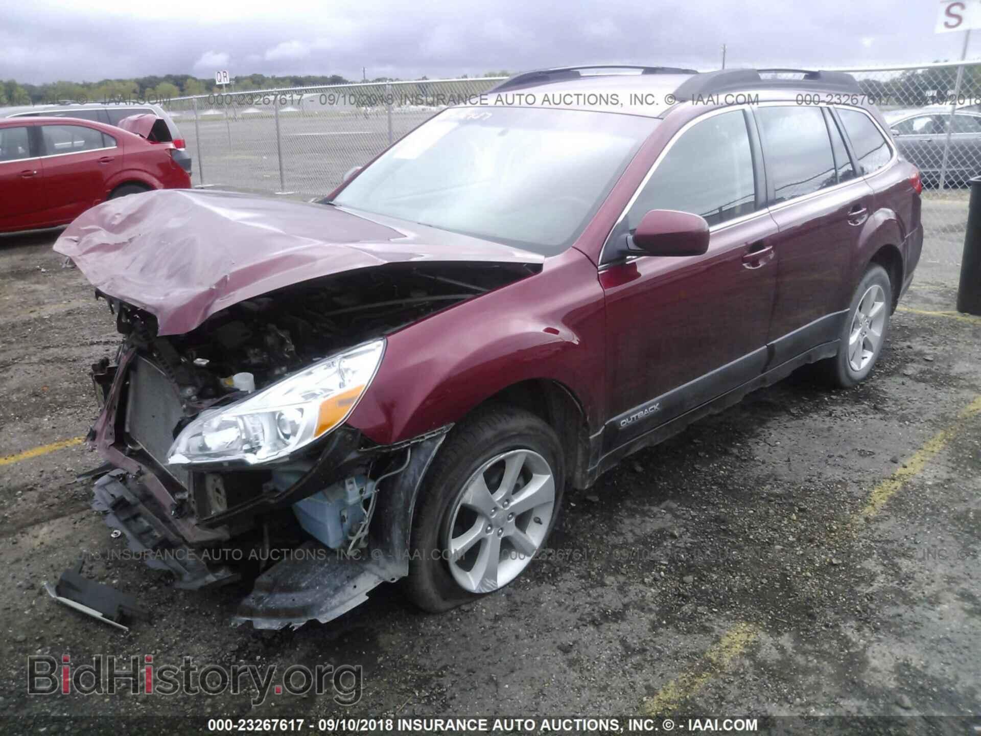 2013 Subaru Outback - VIN: 4S4BRBCC4D3310880 - Photo 2