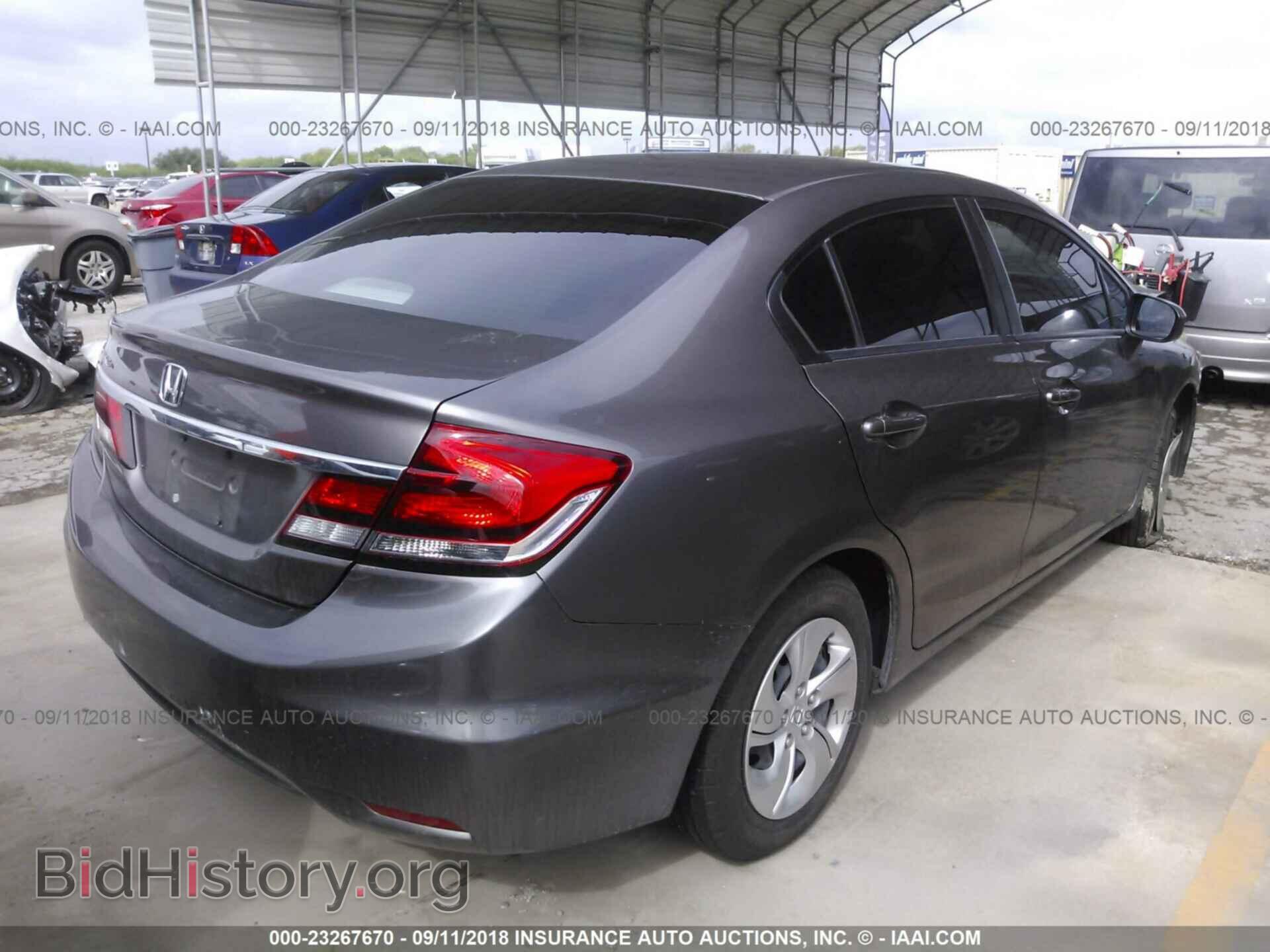 2014 Honda Civic - VIN: 2HGFB2F58EH500446 - Photo 4