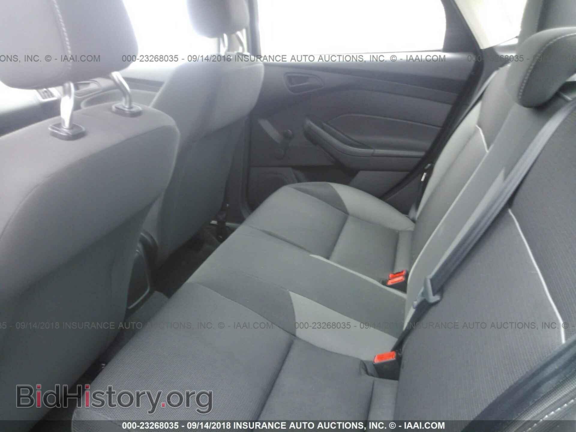 2012 Ford Focus - VIN: 1FAHP3E28CL125718 - Photo 8