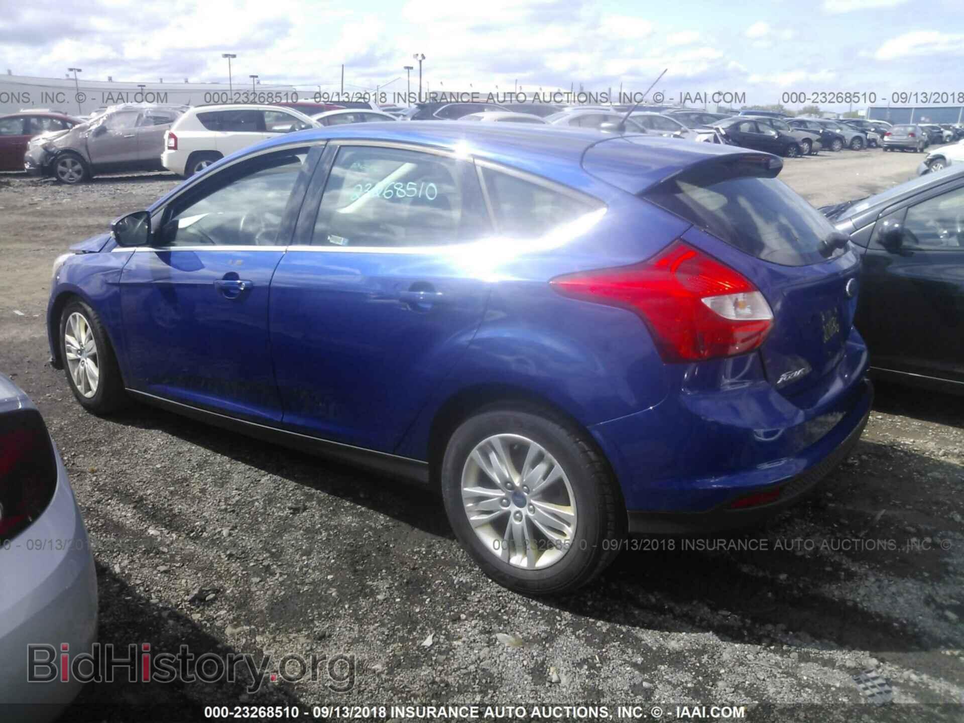 2012 Ford Focus - VIN: 1FAHP3M22CL242275 - Photo 3