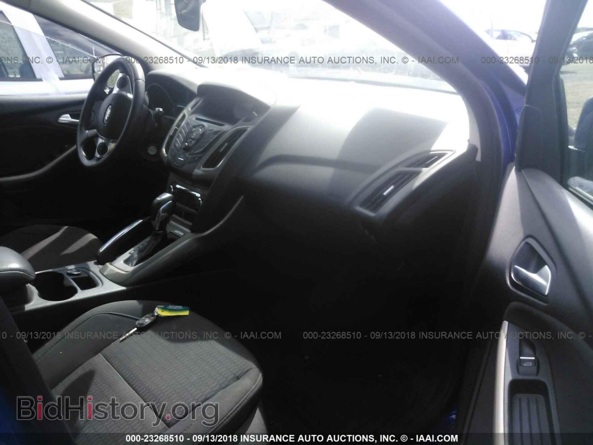 2012 Ford Focus - VIN: 1FAHP3M22CL242275 - Photo 5