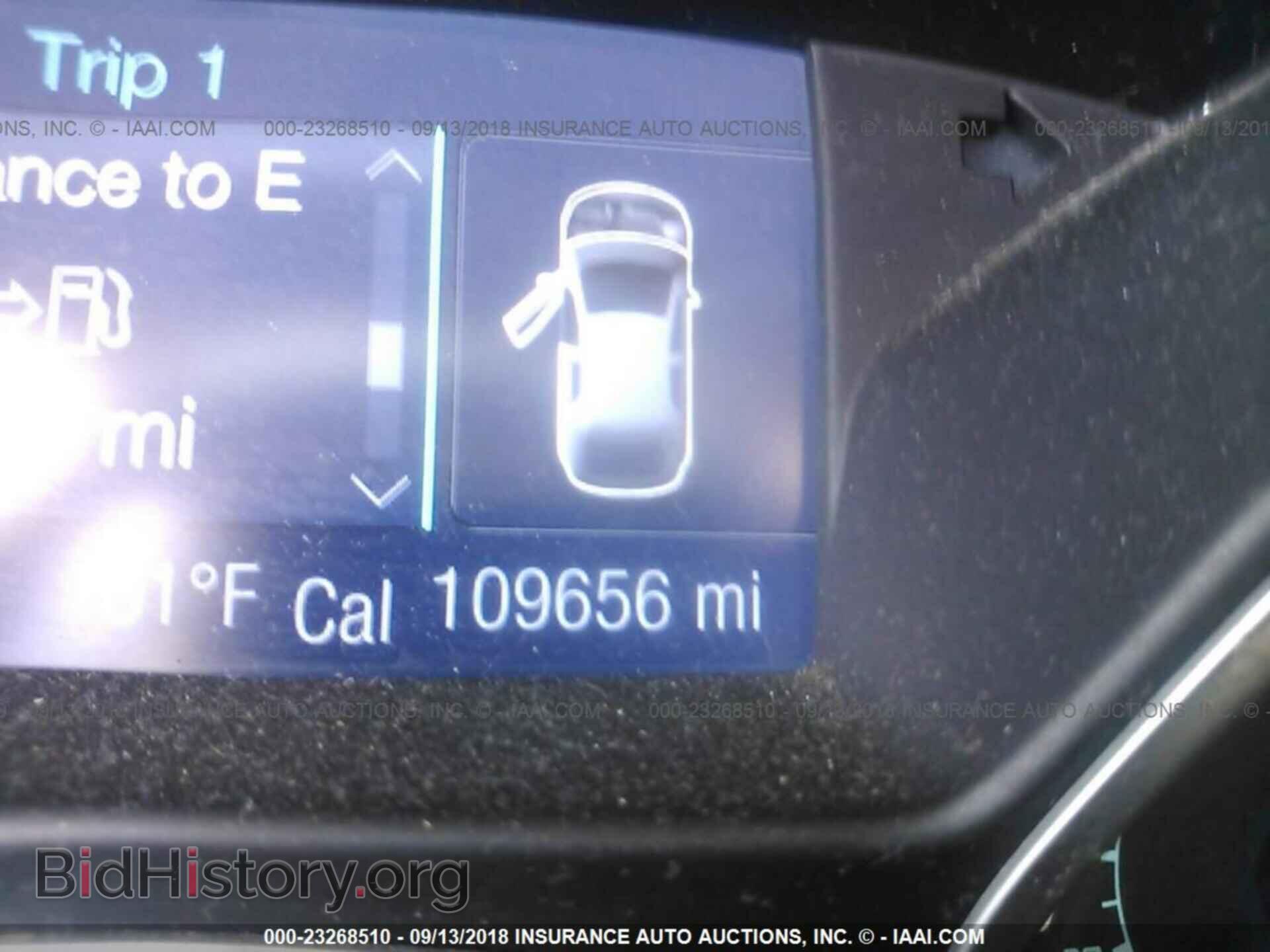 2012 Ford Focus - VIN: 1FAHP3M22CL242275 - Photo 7