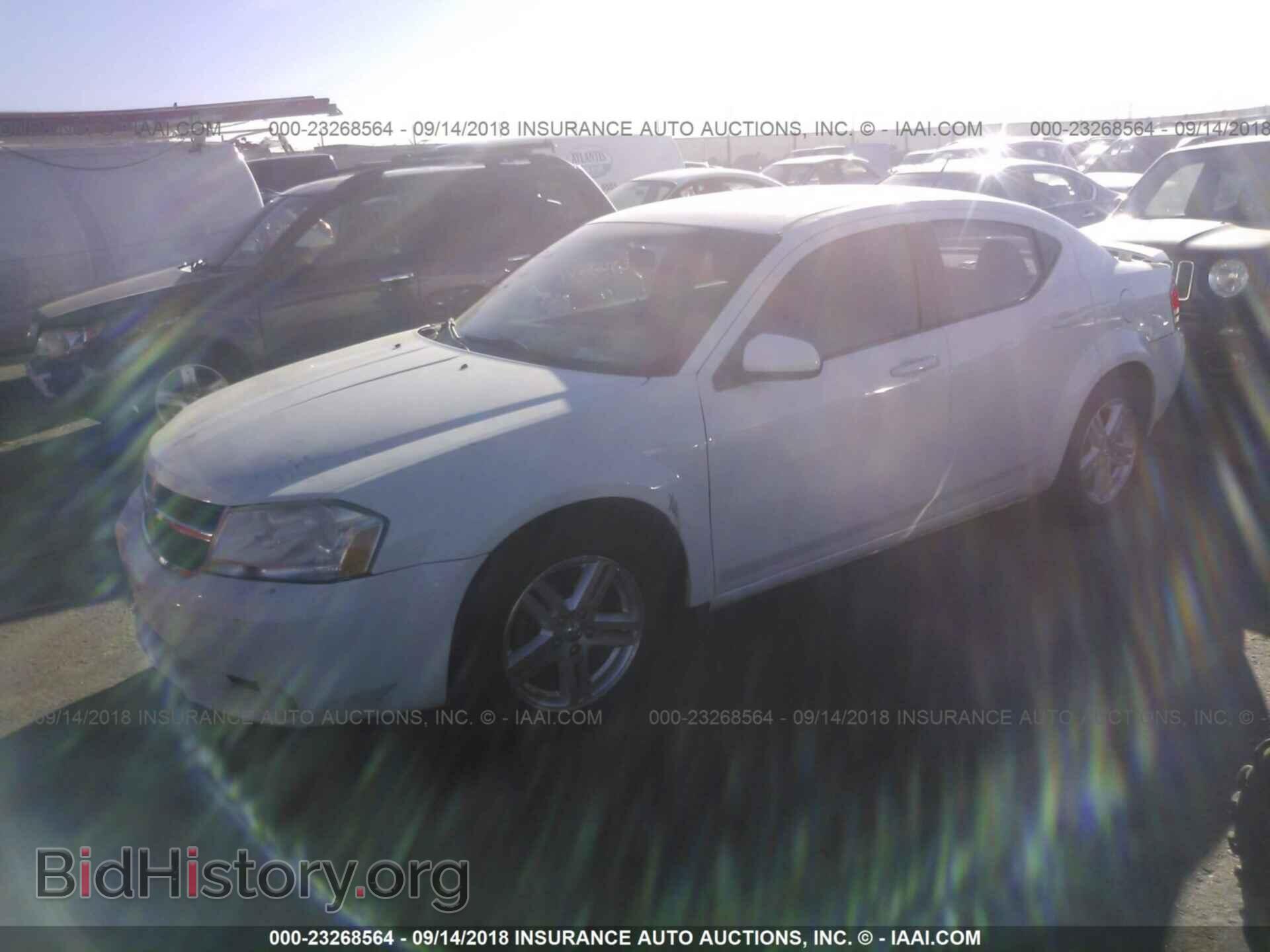 2010 DODGE AVENGER - VIN: 1B3CC5FB4AN133991 - Photo 2