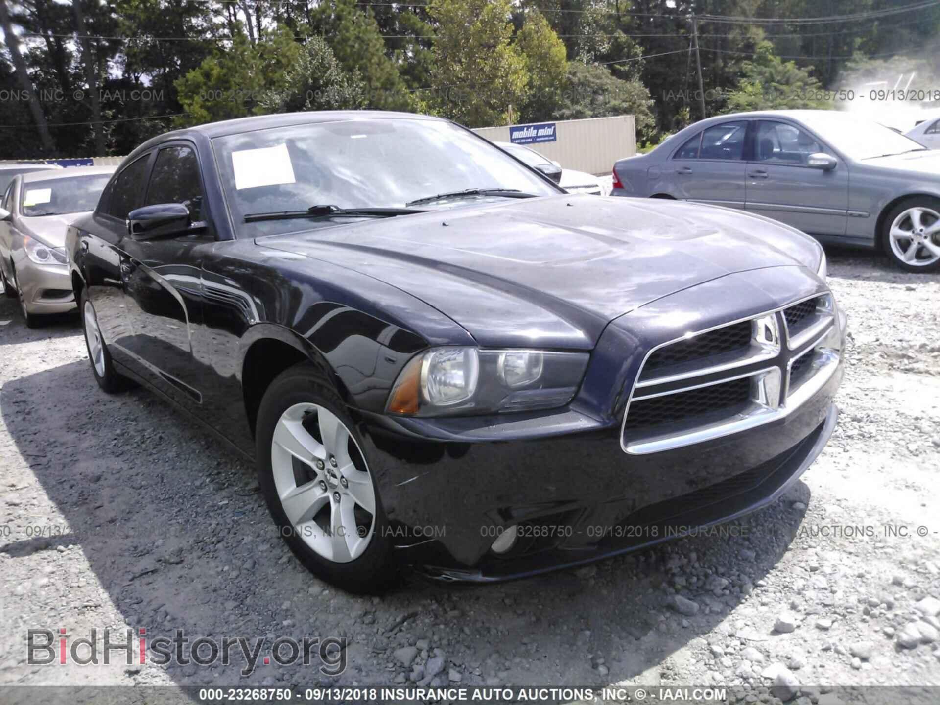 Photo 2C3CDXHG4DH579415 - Dodge Charger 2013