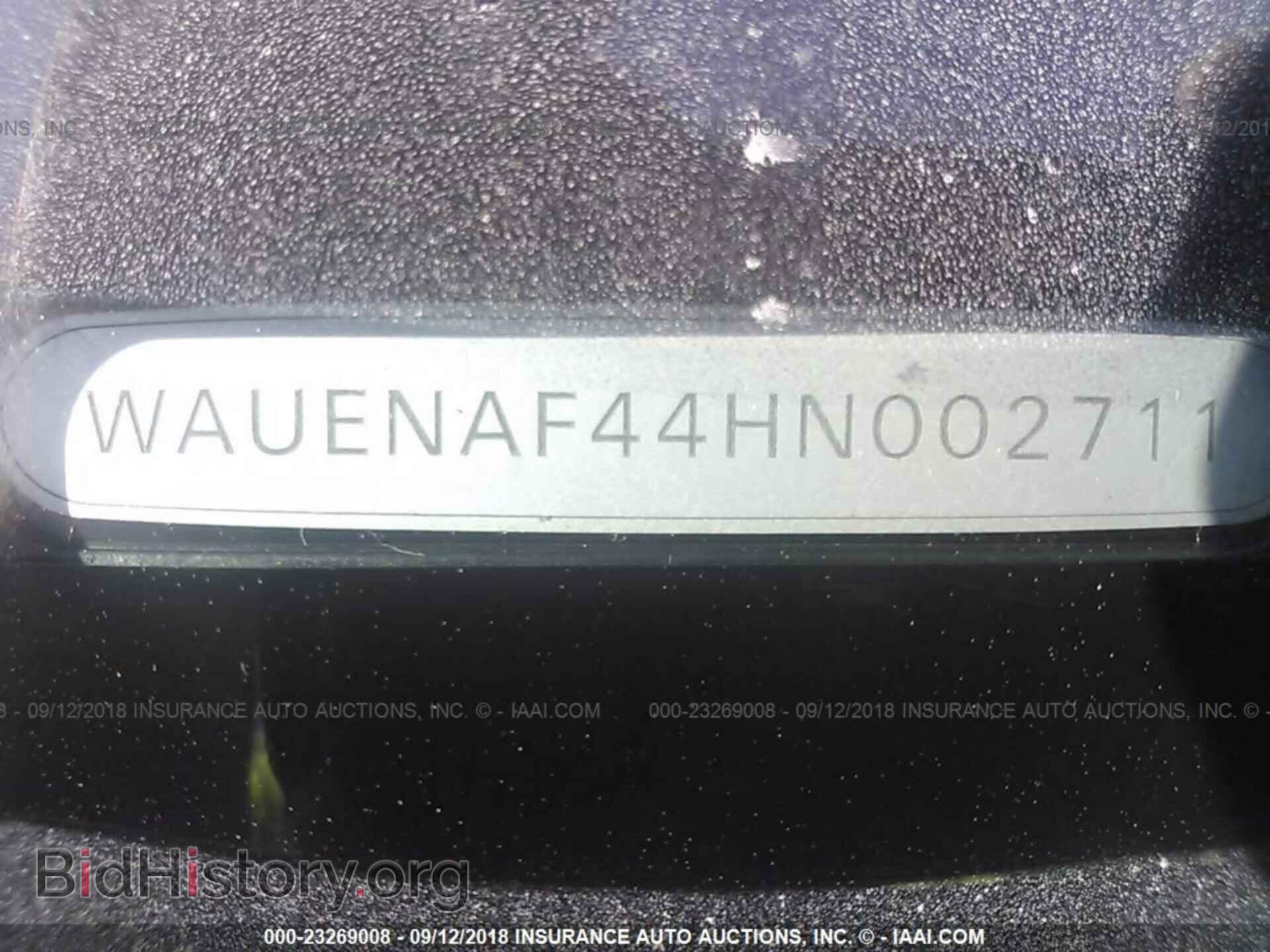 2017 Audi A4 - VIN: WAUENAF44HN002711 - Фото 9