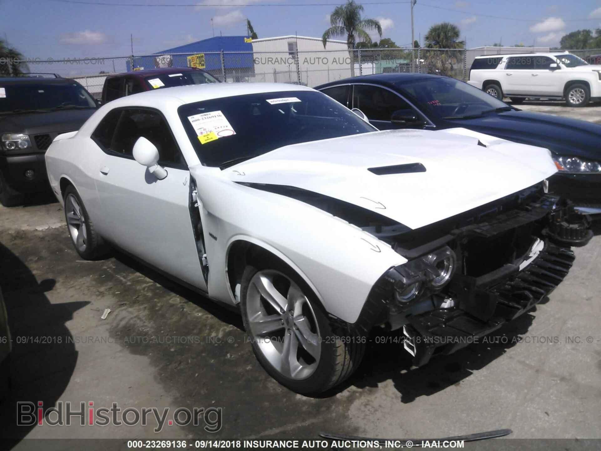 Photo 2C3CDZBT2JH195047 - Dodge Challenger 2018