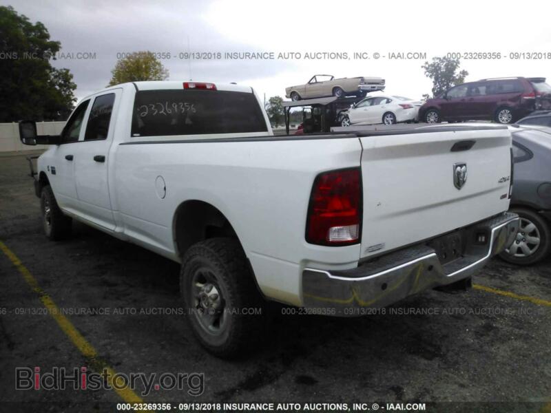2012 Dodge RAM 3500 (VIN 3C63D3GLXCG133942) — фото 3 из 10