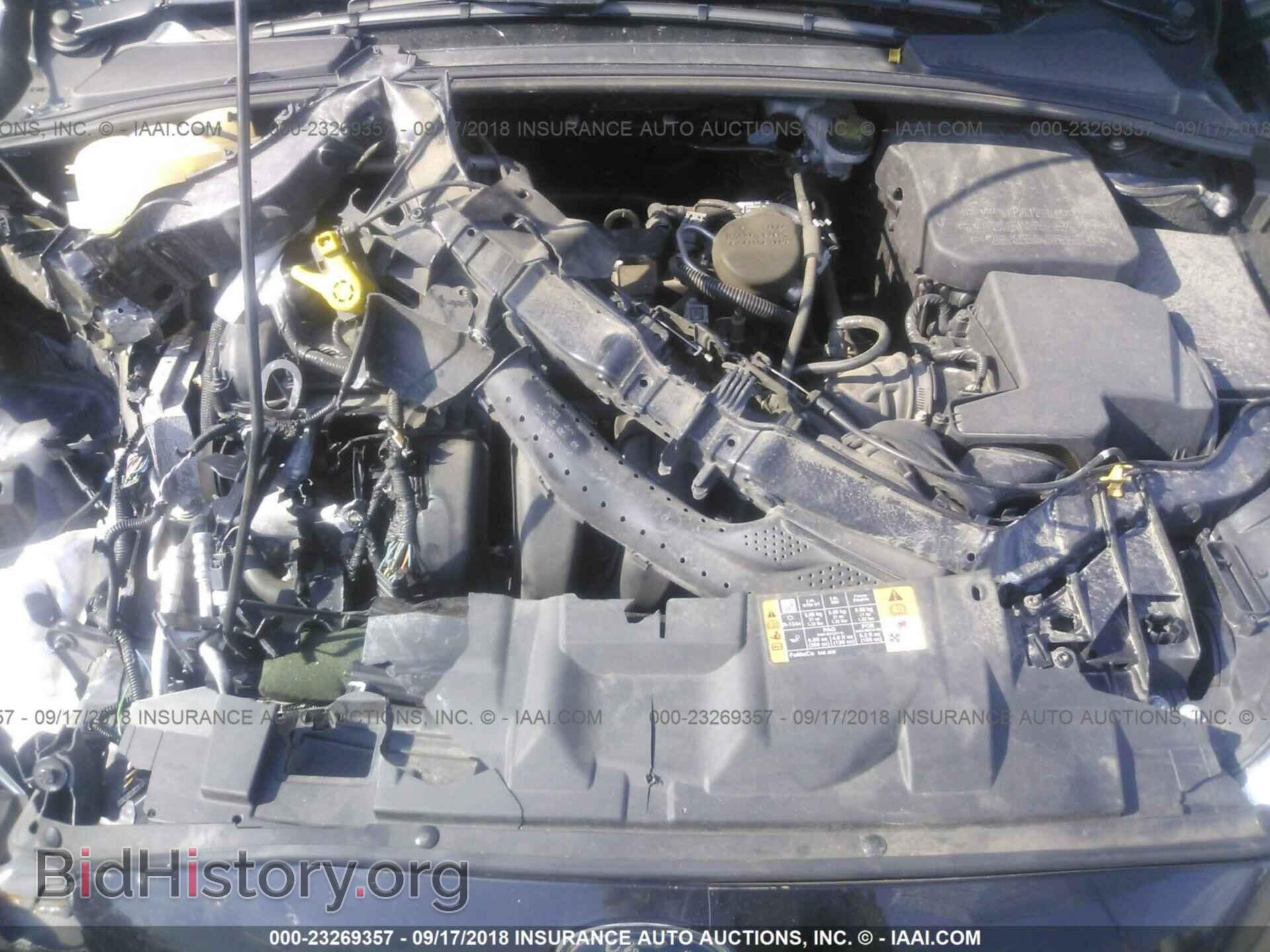 2016 Ford Focus - VIN: 1FADP3E27GL235342 - Photo 10