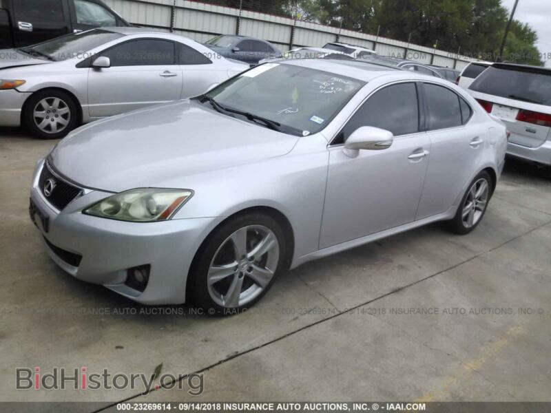 2011 Lexus IS (VIN JTHBF5C28B5140044) — photo 2 of 10