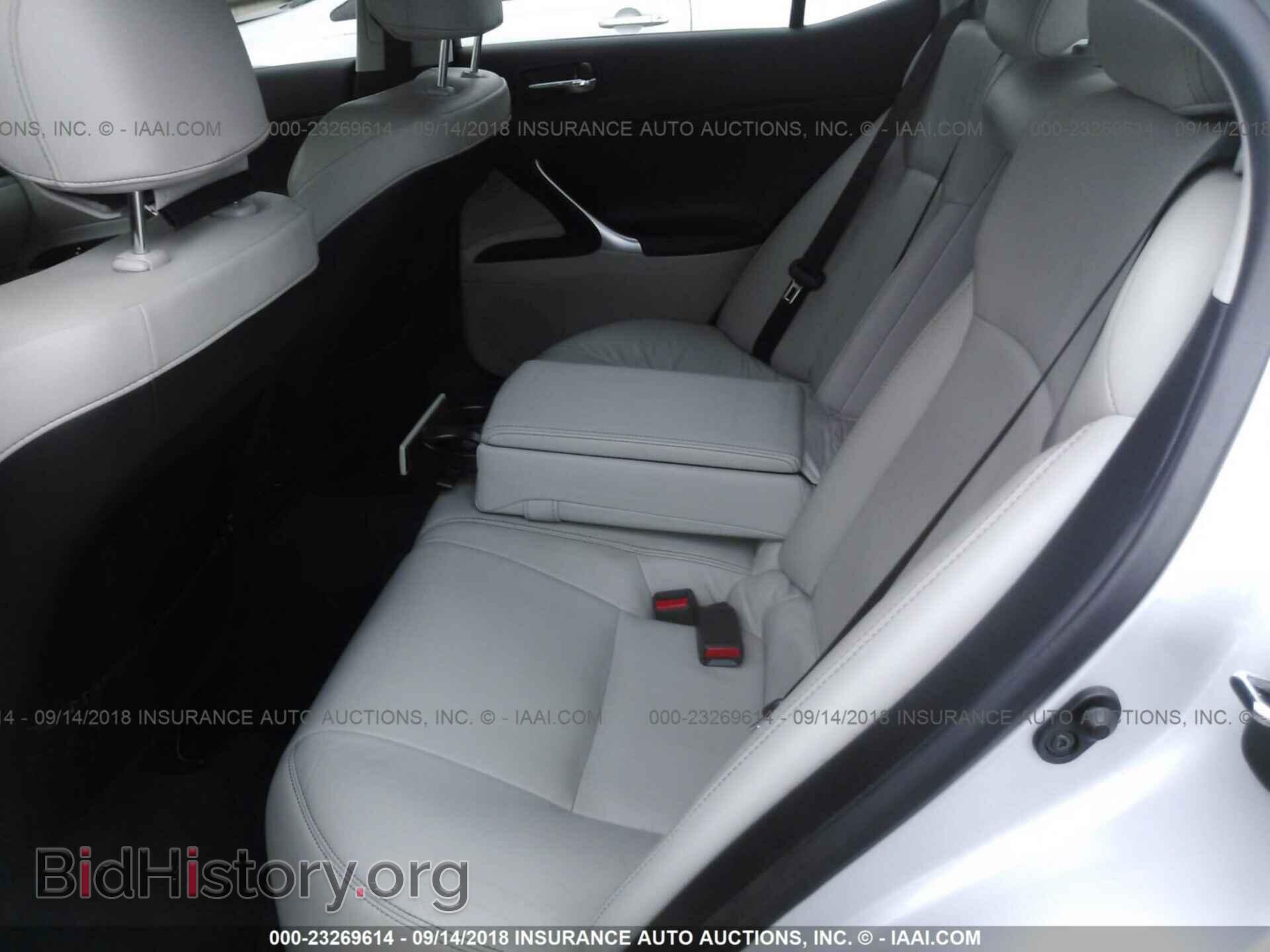 2011 Lexus Is - VIN: JTHBF5C28B5140044 - Photo 8