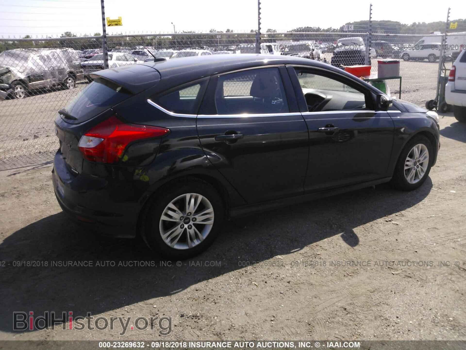 2012 Ford Focus - VIN: 1FAHP3M20CL402637 - Фото 4
