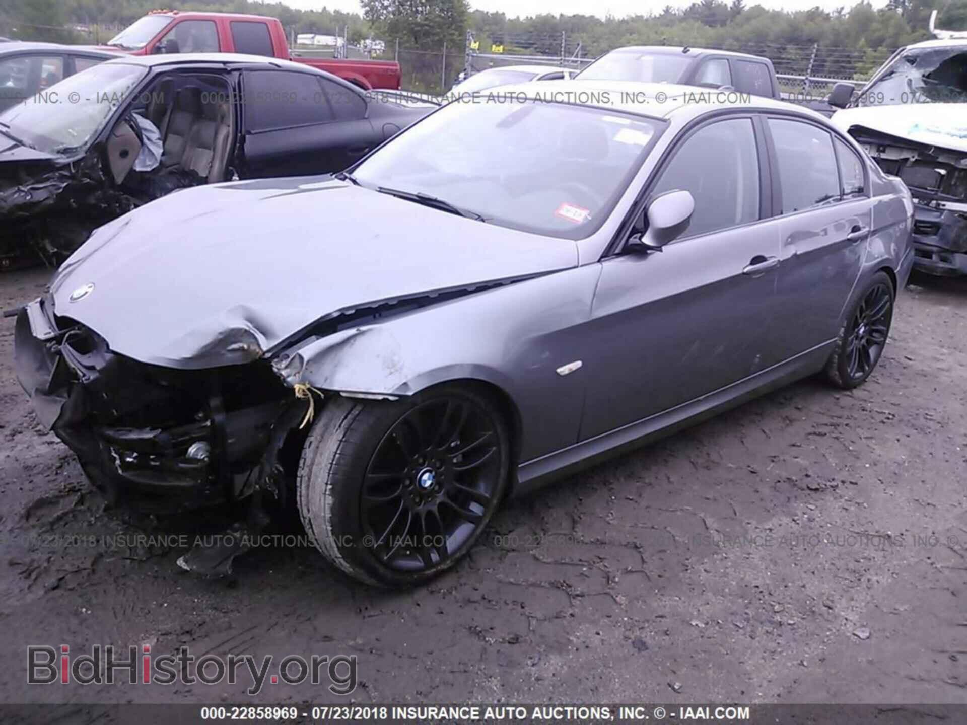 2011 BMW 335 - VIN: WBAPN7C55BA949828 - Фото 2