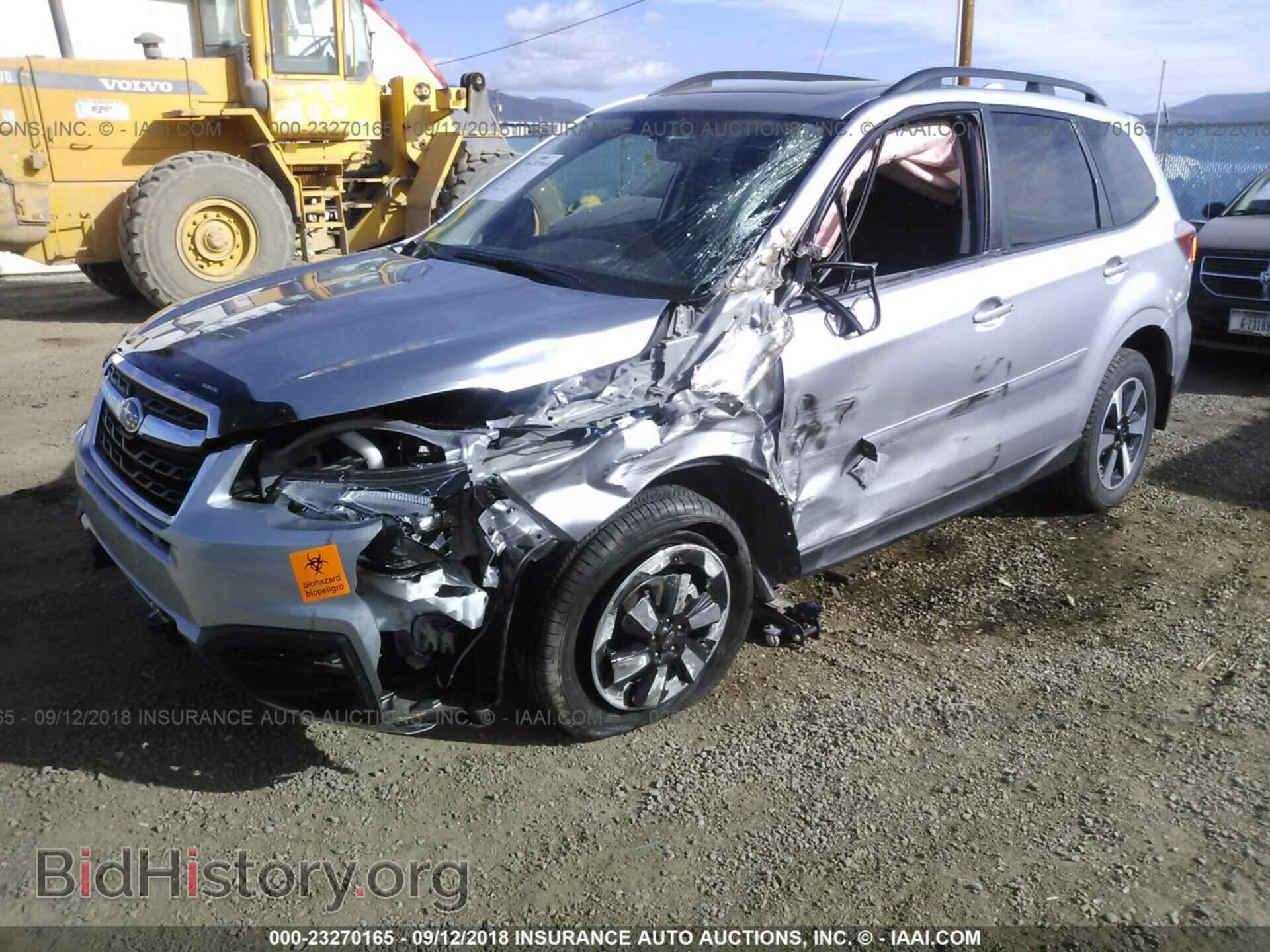 2018 Subaru Forester - VIN: JF2SJAEC4JG572651 - Фото 2