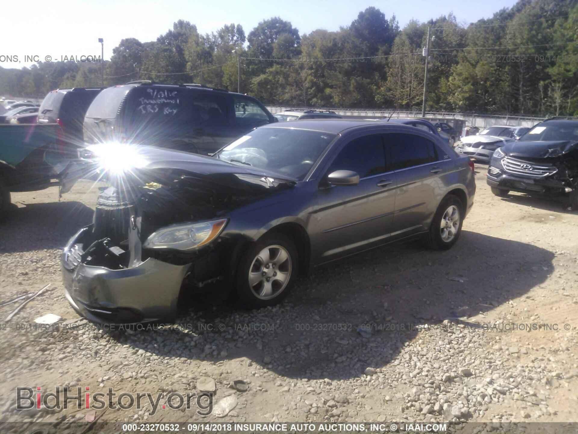 2012 Chrysler 200 - VIN: 1C3CCBAB9CN201715 - Photo 2