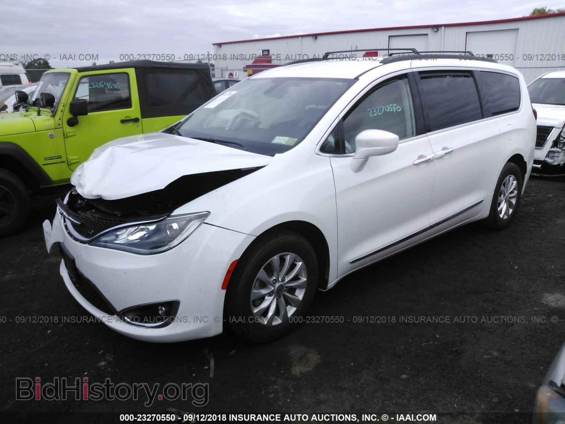 2017 CHRYSLER PACIFICA - VIN: 2C4RC1BG9HR711857 - Фото 2