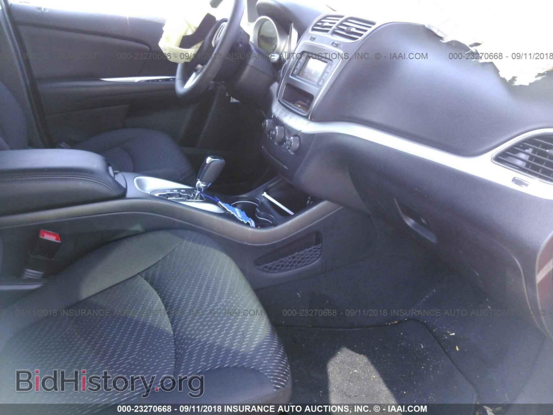 2018 Dodge Journey - VIN: 3C4PDCAB6JT241960 - Photo 5