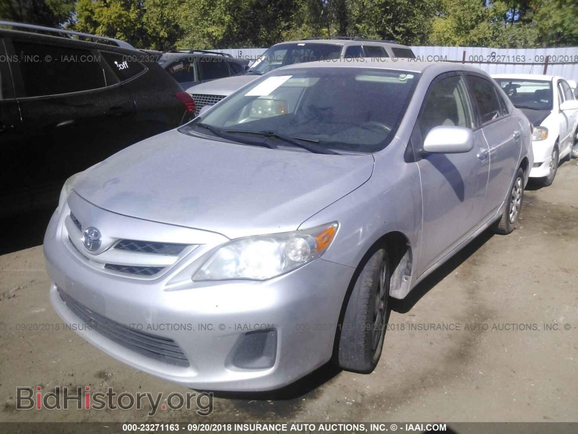 2011 Toyota Corolla - VIN: 2T1BU4EE3BC564467 - Фото 2