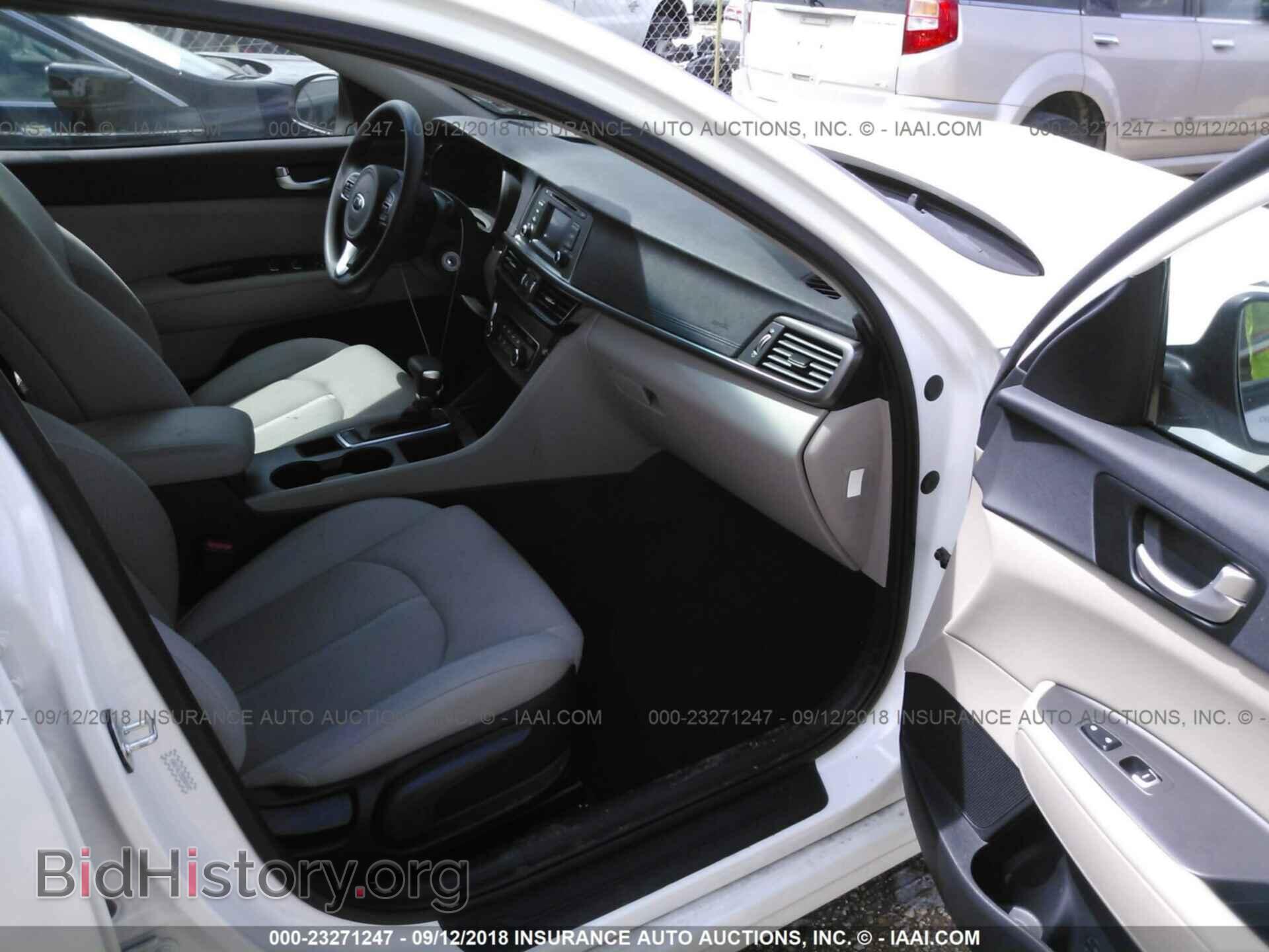 2016 Kia Optima - VIN: KNAGT4L35G5084345 - Photo 5