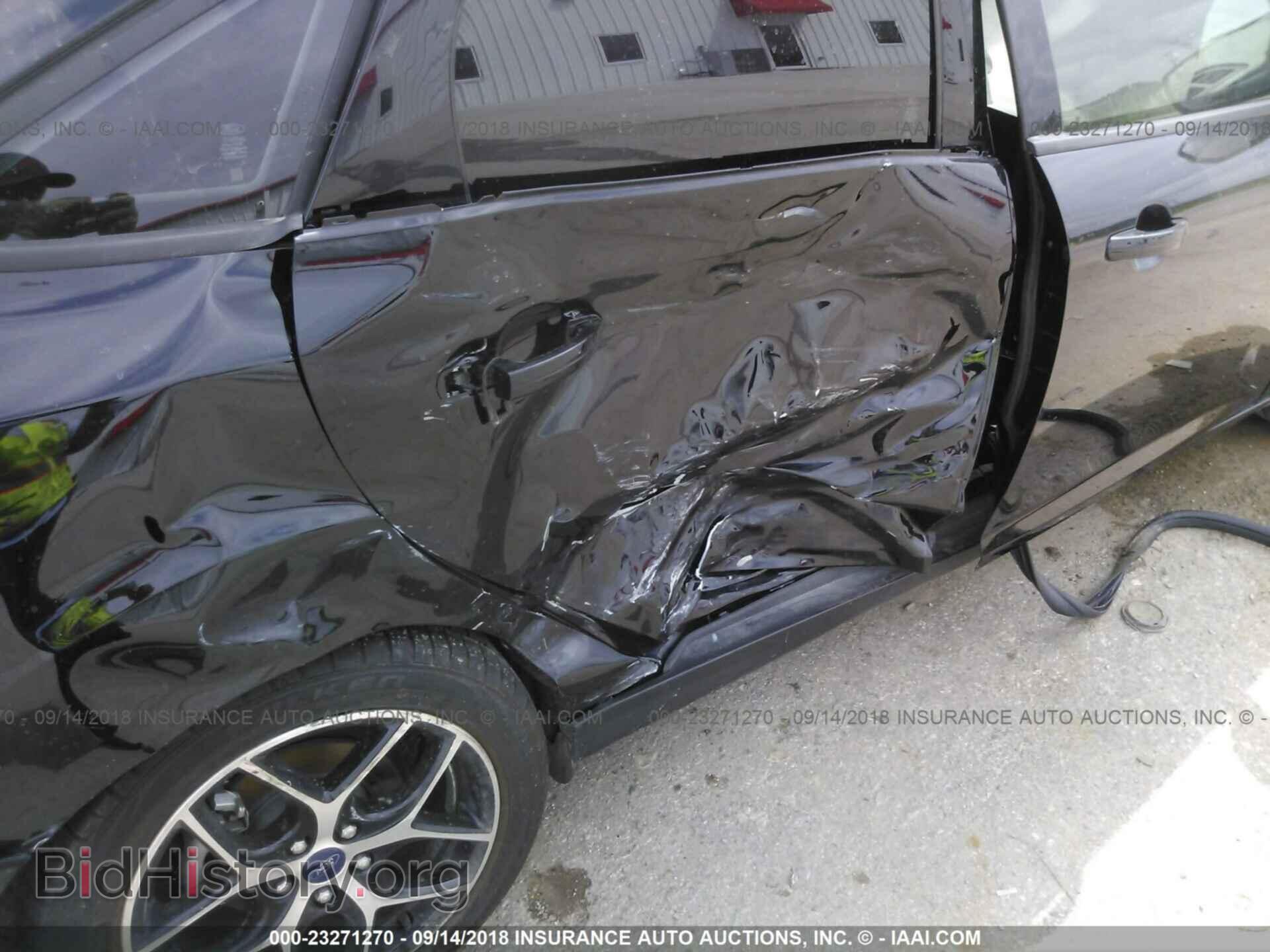 2017 Ford Focus - VIN: 1FADP3H28HL210396 - Фото 6