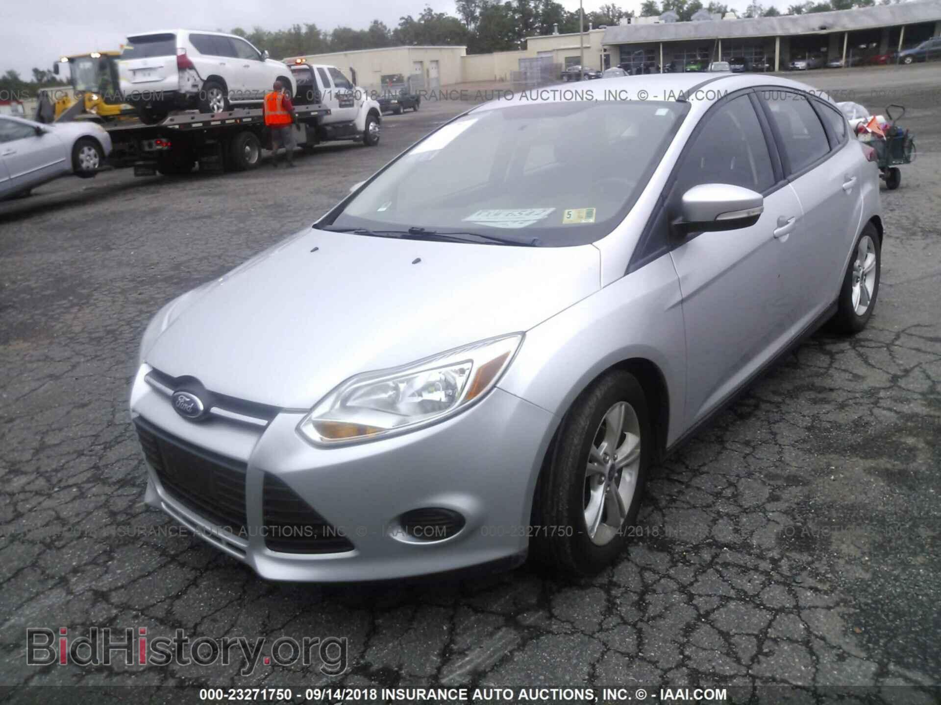2014 Ford Focus - VIN: 1FADP3K2XEL285735 - Фото 2