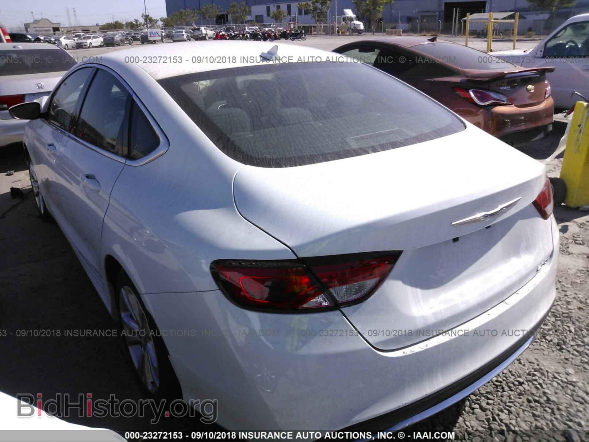 2016 Chrysler 200 - VIN: 1C3CCCAB2GN135357 - Photo 3