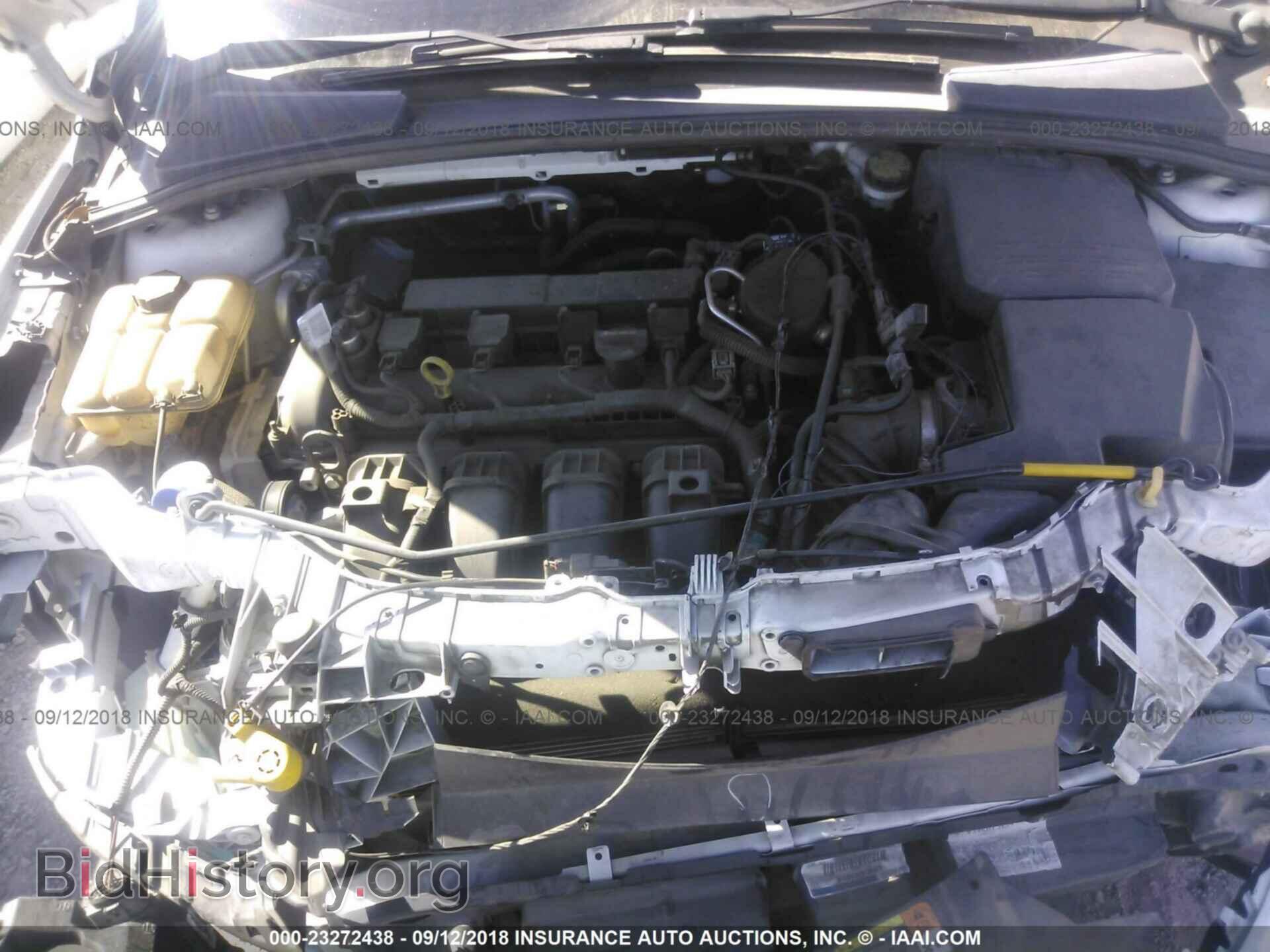 2012 Ford Focus - VIN: 1FAHP3F21CL452234 - Photo 10
