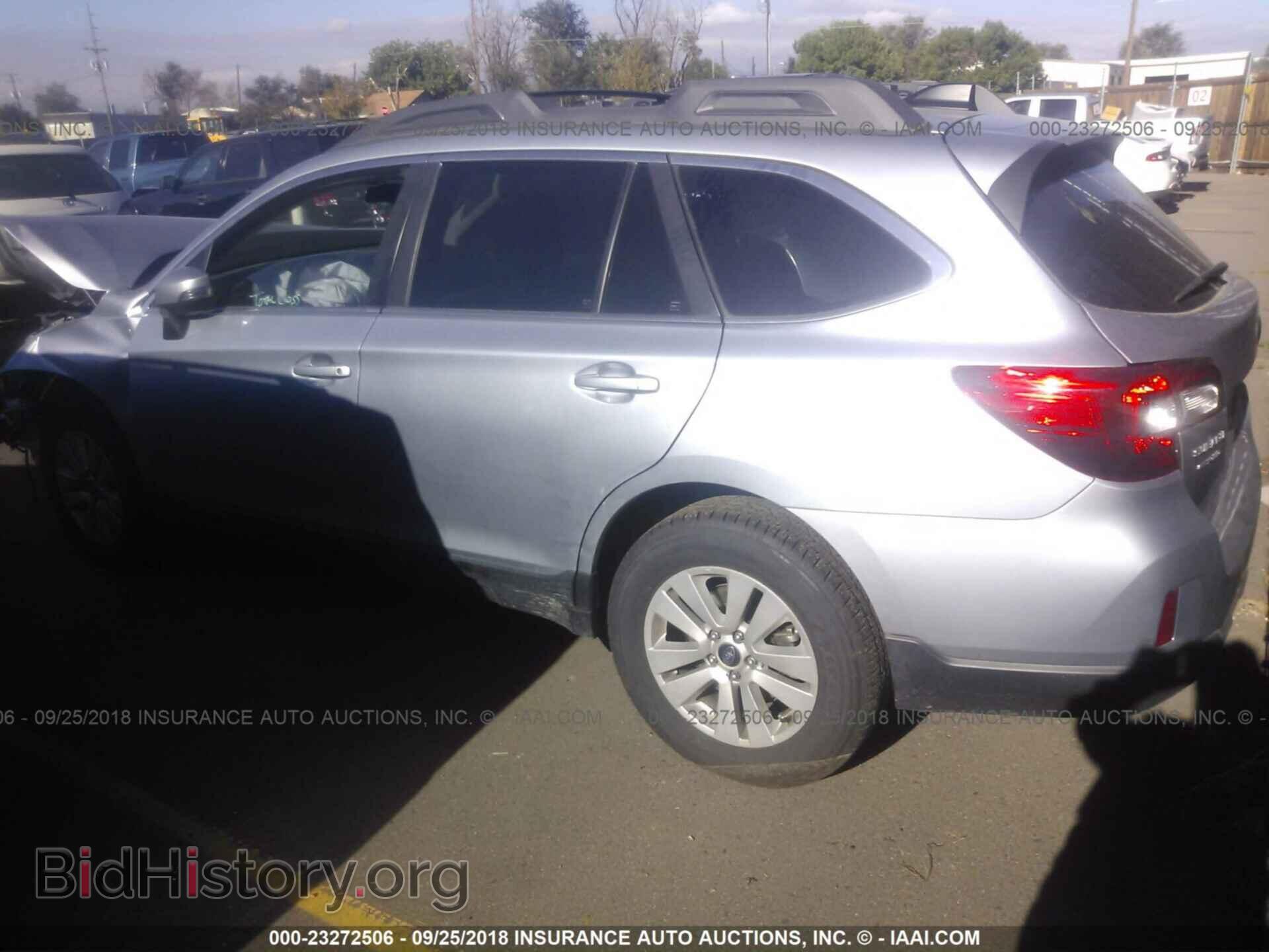 2016 Subaru Outback - VIN: 4S4BSBFC8G3201326 - Фото 3
