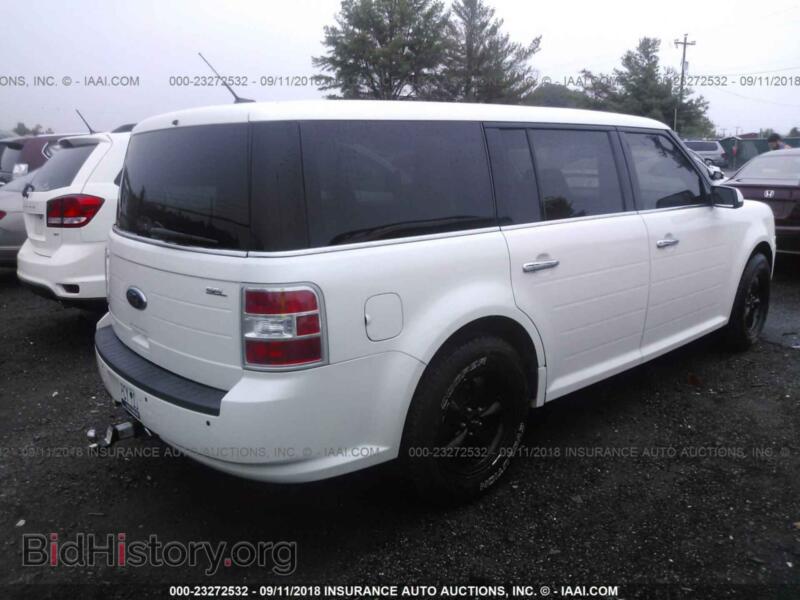 2011 Ford FLEX (VIN 2FMGK5CC7BBD05715) — photo 4 of 10