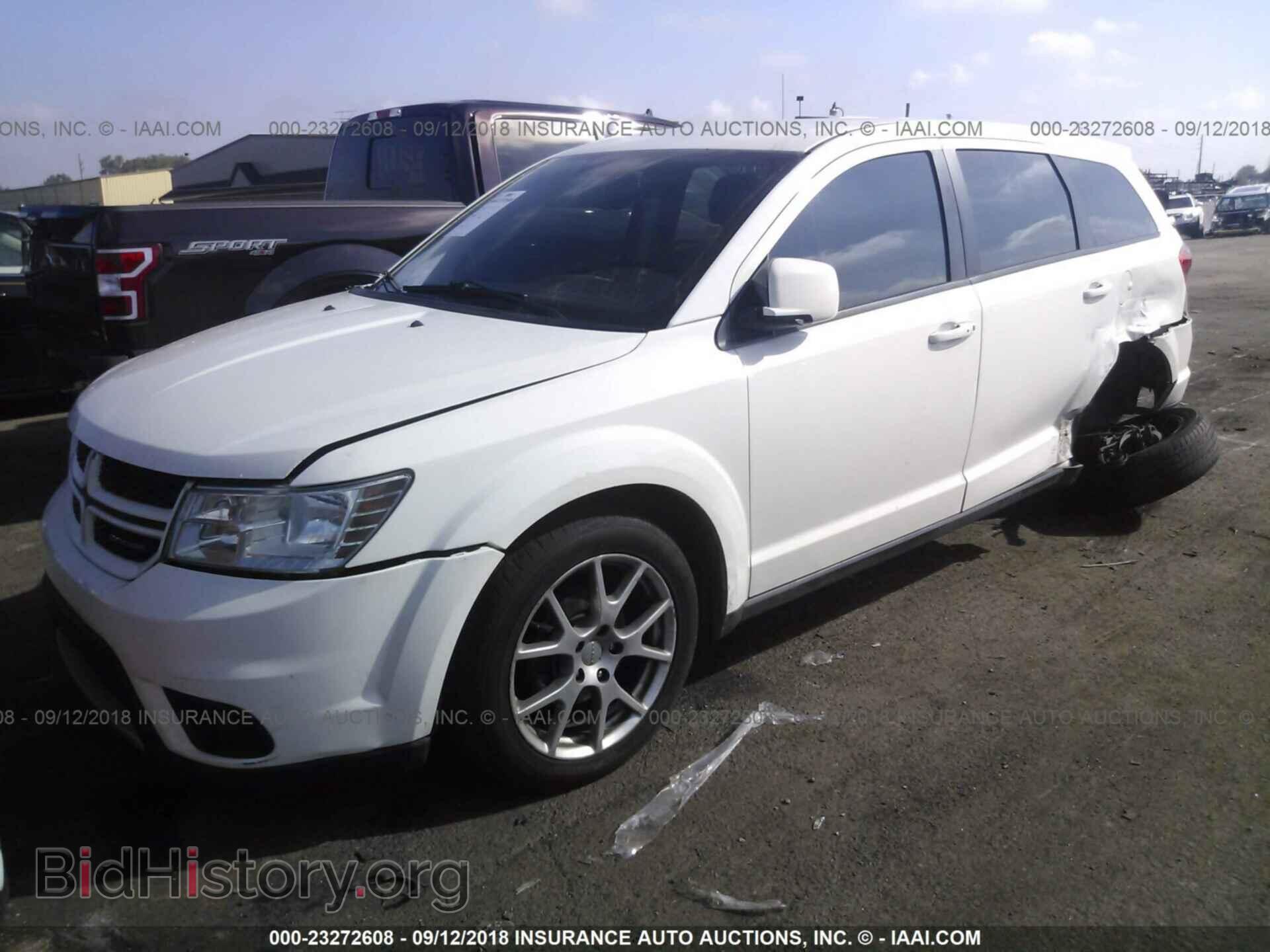 2011 Dodge Journey - VIN: 3D4PH7FG3BT540259 - Фото 2