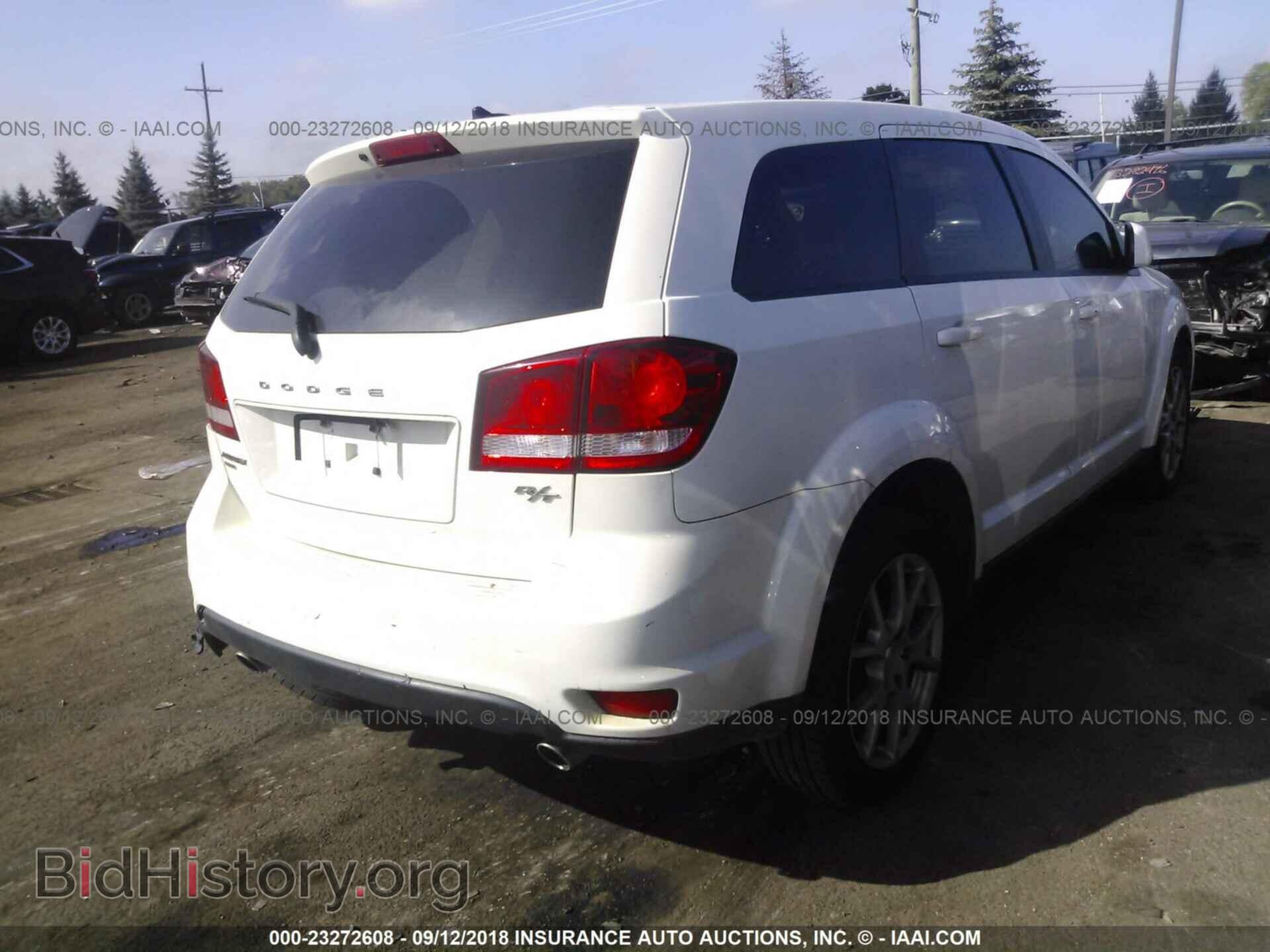 2011 Dodge Journey - VIN: 3D4PH7FG3BT540259 - Фото 4