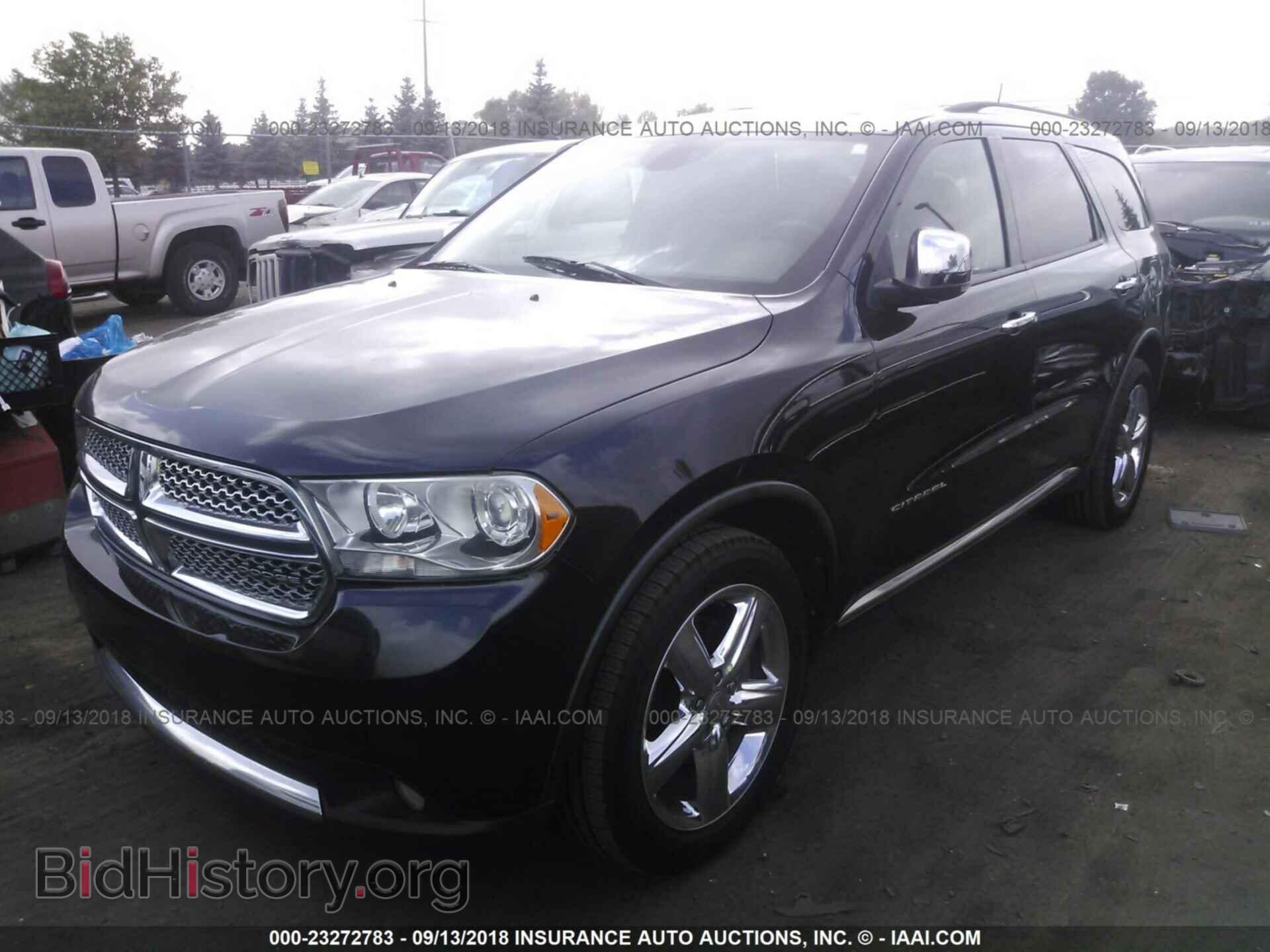 2011 Dodge Durango - VIN: 1D4SE5GTXBC648487 - Фото 2