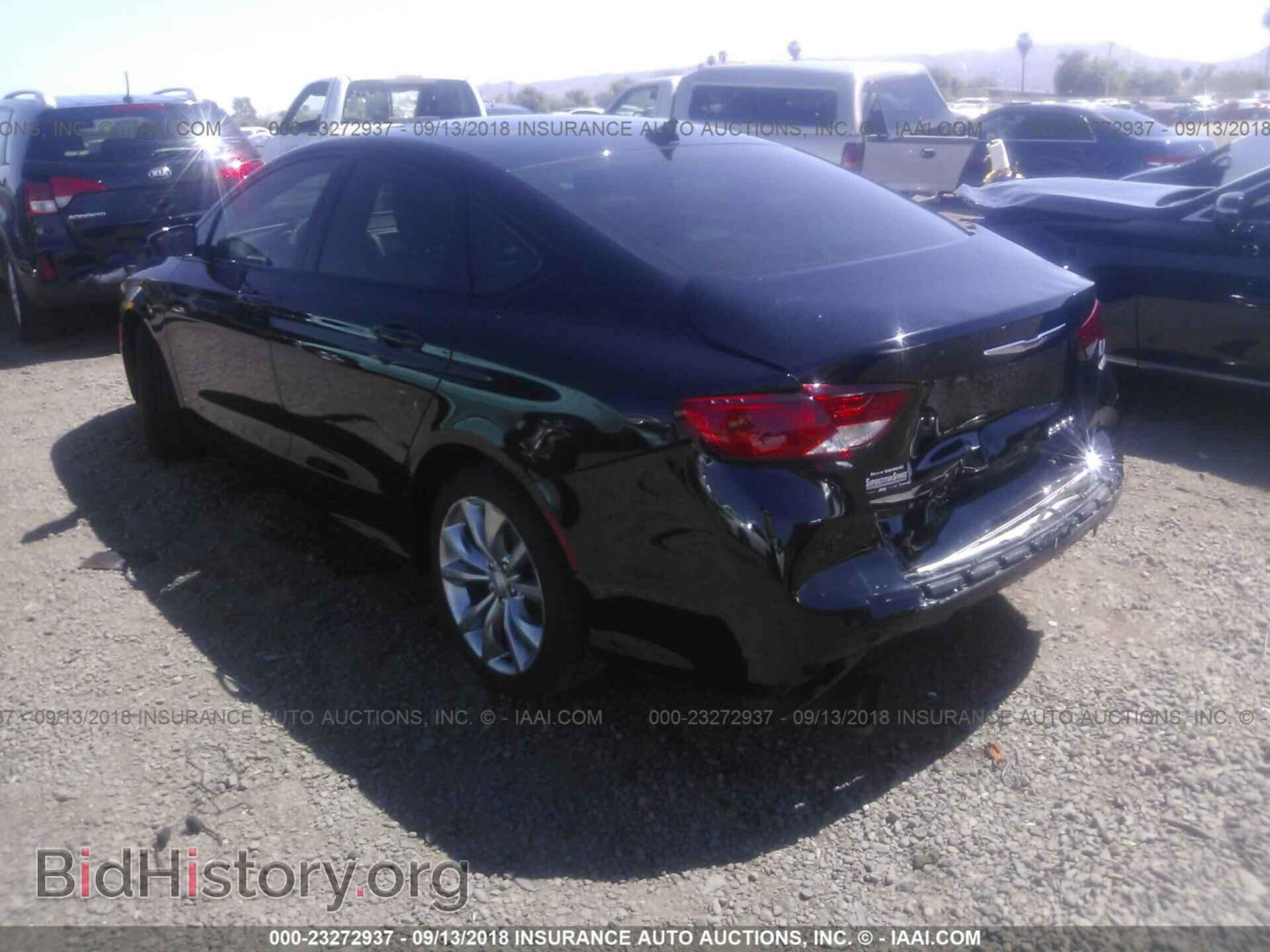 2015 Chrysler 200 - VIN: 1C3CCCBG3FN711045 - Photo 3