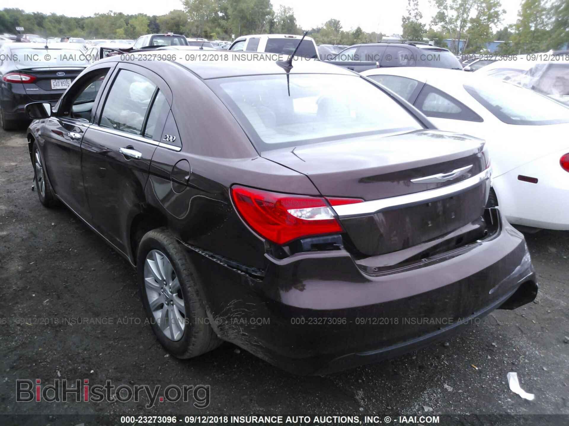 2013 Chrysler 200 - VIN: 1C3CCBCG3DN522059 - Фото 3