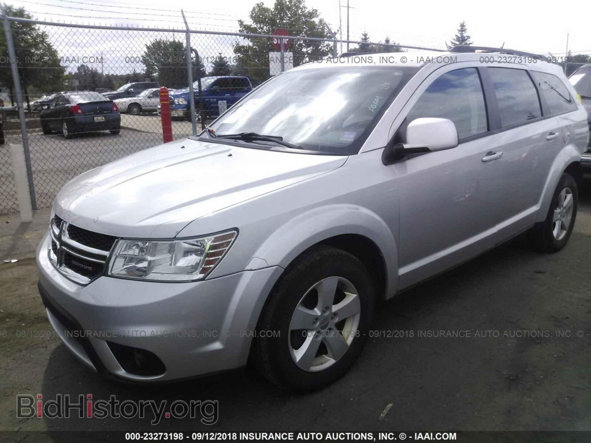 2012 Dodge Journey - VIN: 3C4PDDBGXCT288542 - Фото 2