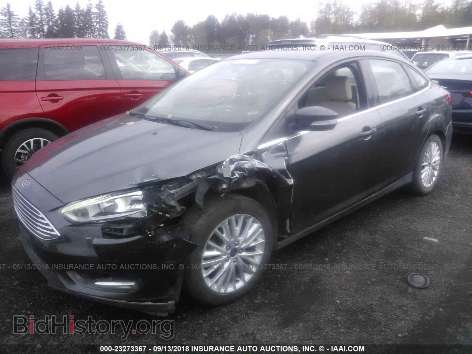 2017 Ford Focus - VIN: 1FADP3J22HL288120 - Фото 2