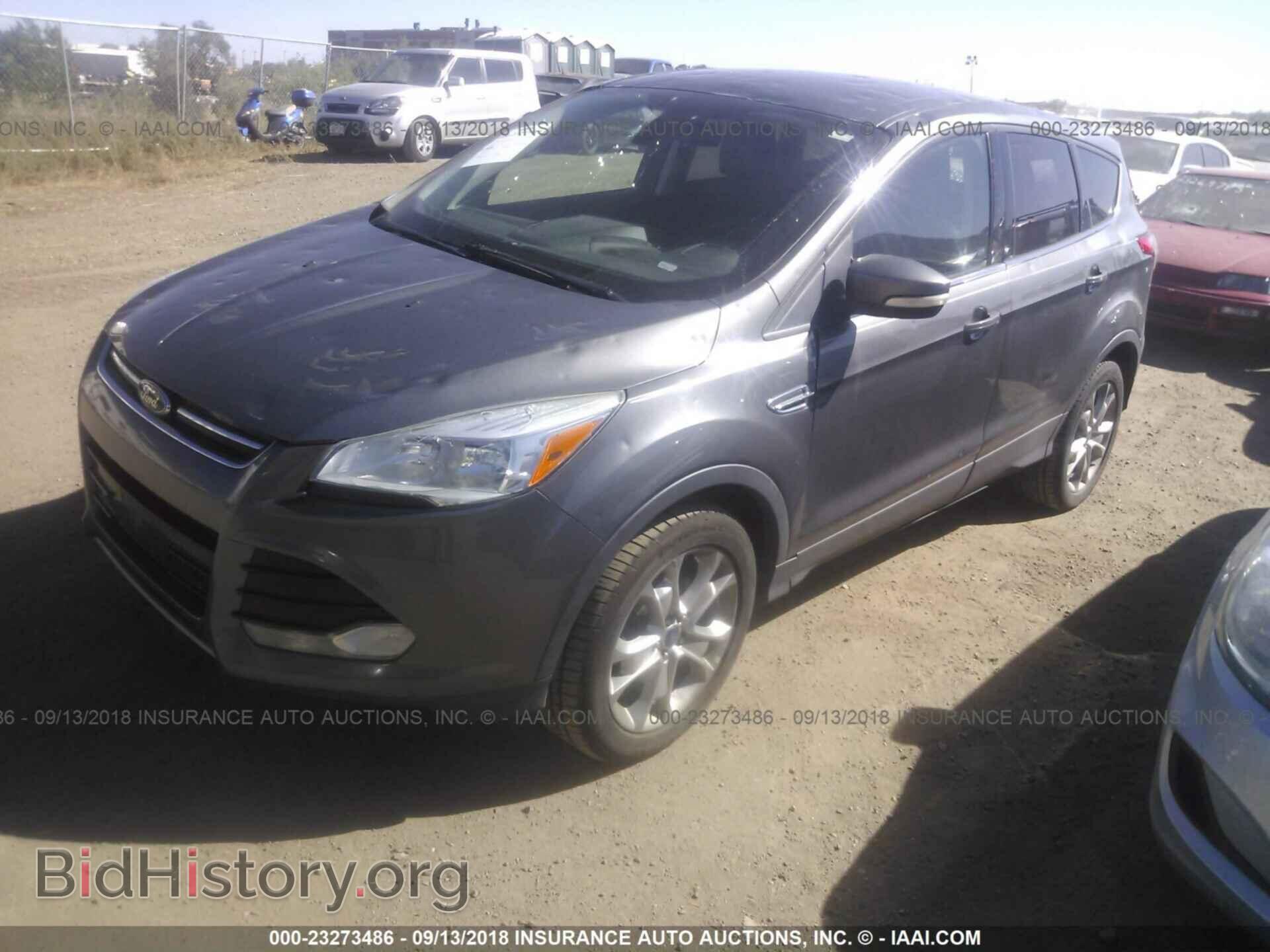 2013 Ford Escape - VIN: 1FMCU9H99DUA14207 - Фото 2