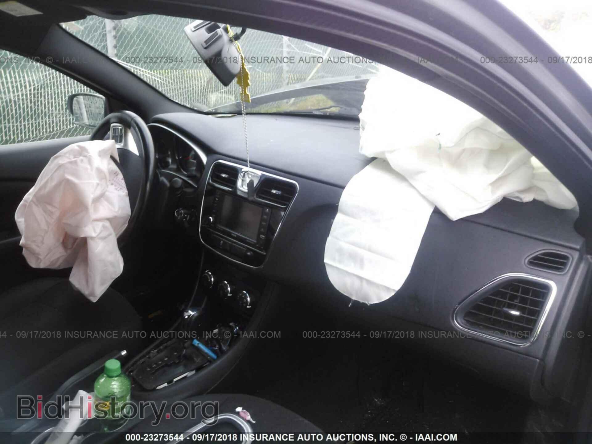2011 Chrysler 200 - VIN: 1C3BC1FG0BN623655 - Фото 5
