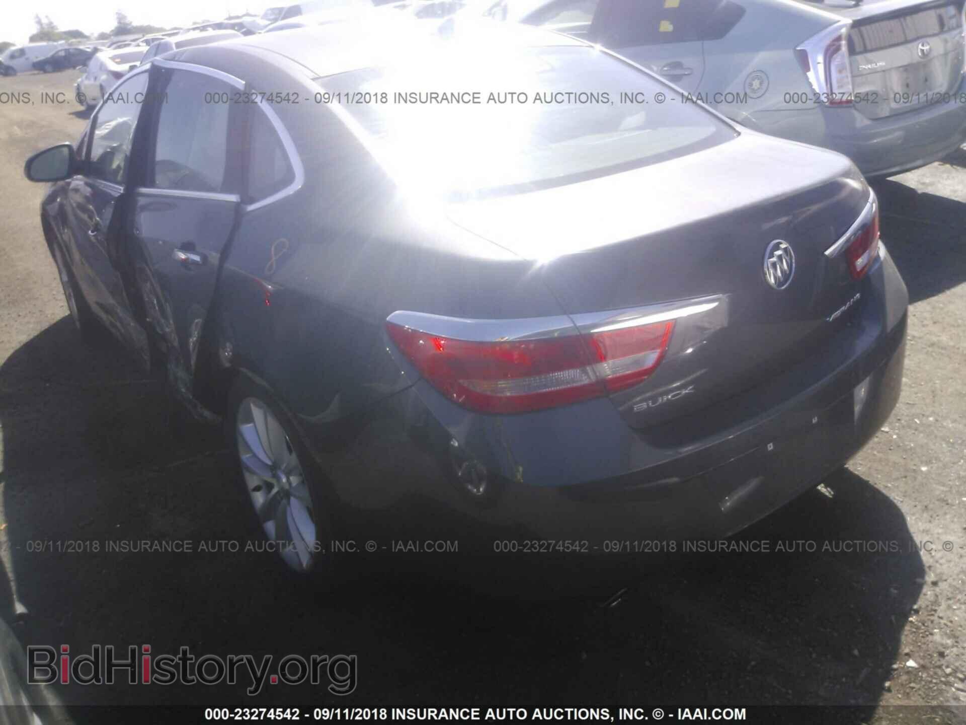 2013 Buick Verano - VIN: 1G4PR5SK4D4136304 - Photo 3
